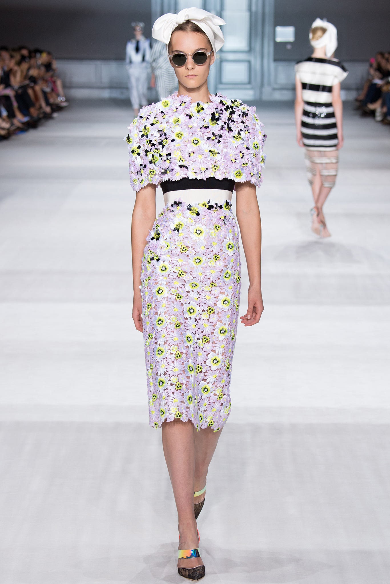 Giambattista Valli F/W 14 Couture Look 6
