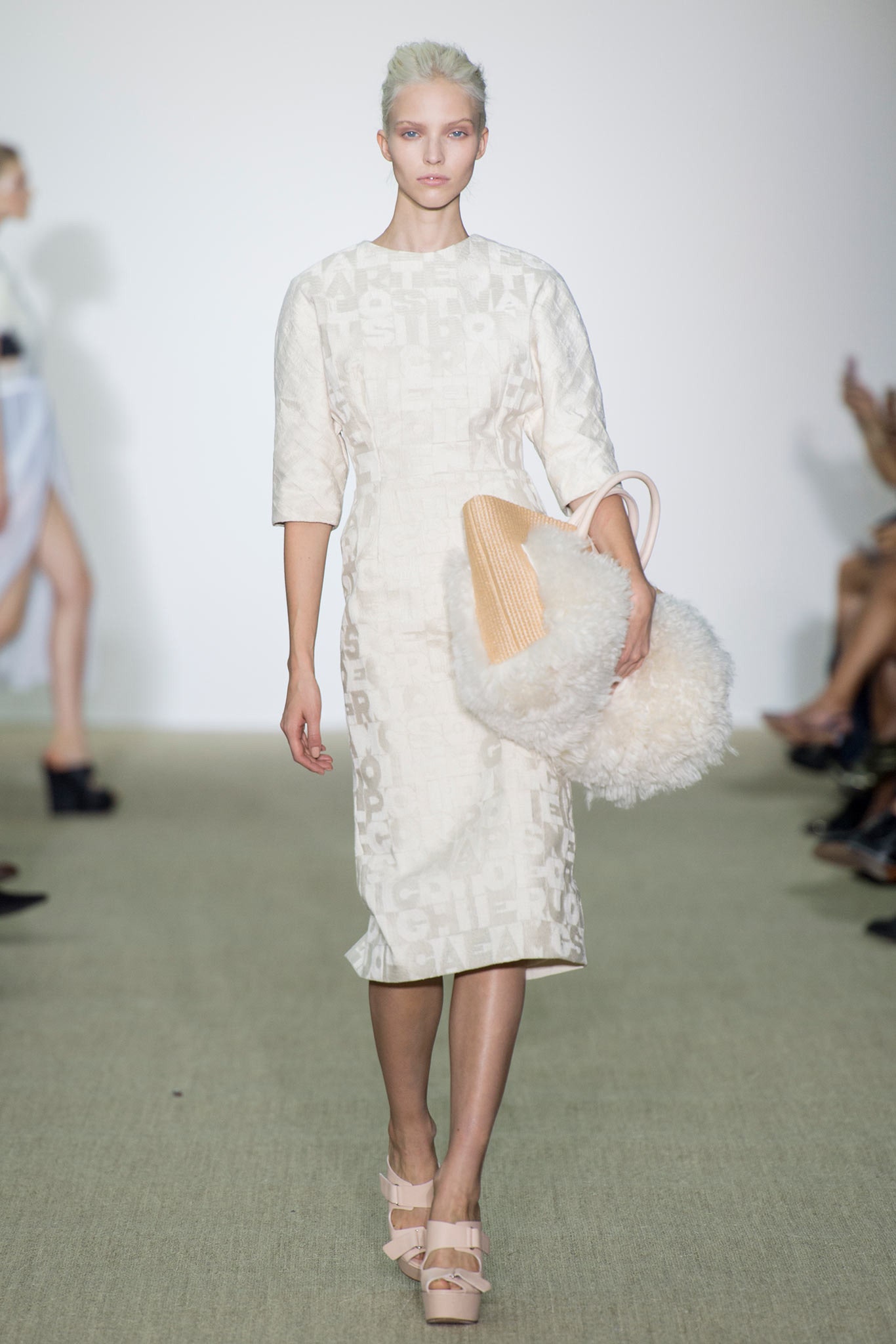 Giambattista Valli S/S 14 Look 15