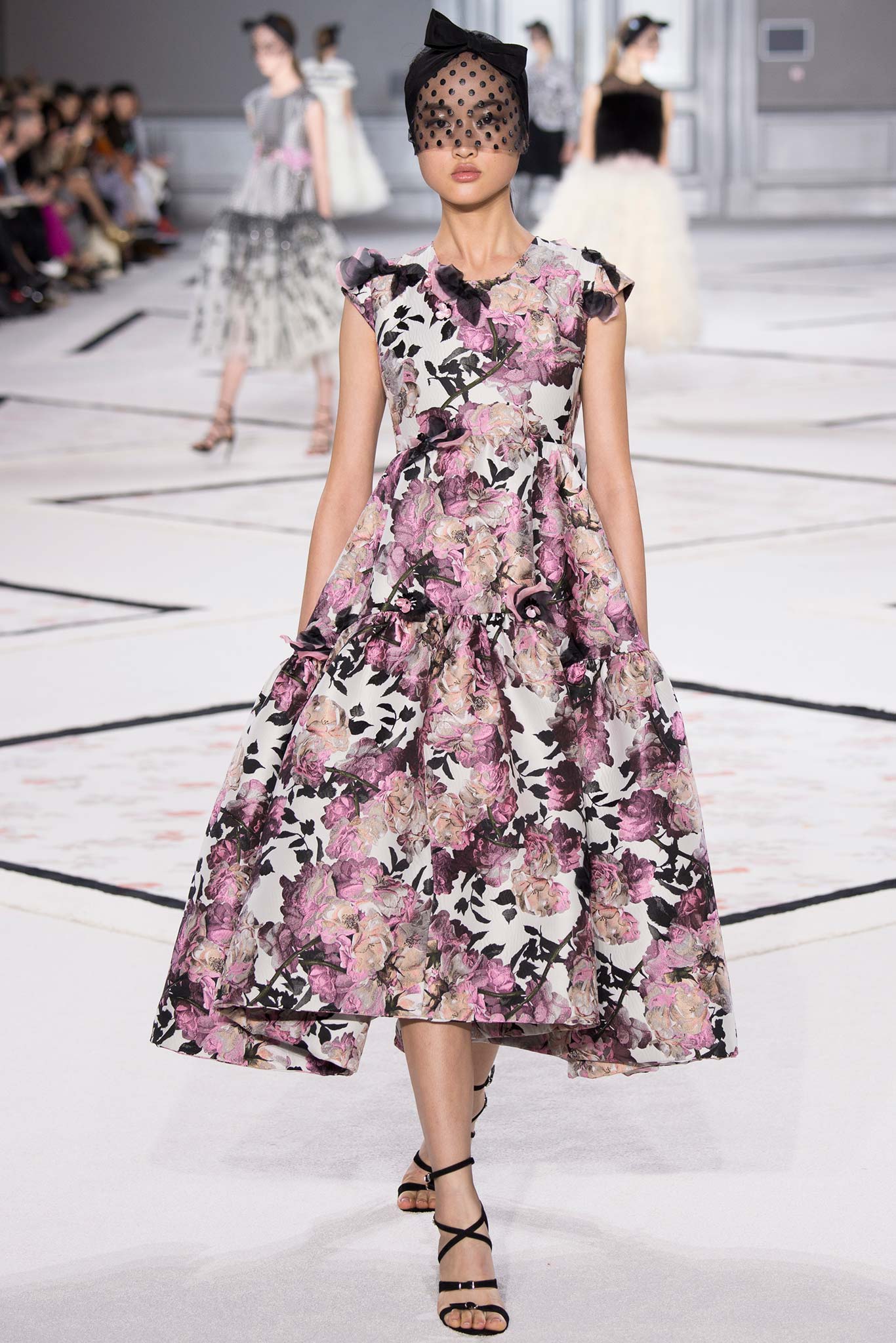 Giambattista Valli S/S 15 Couture Look 11