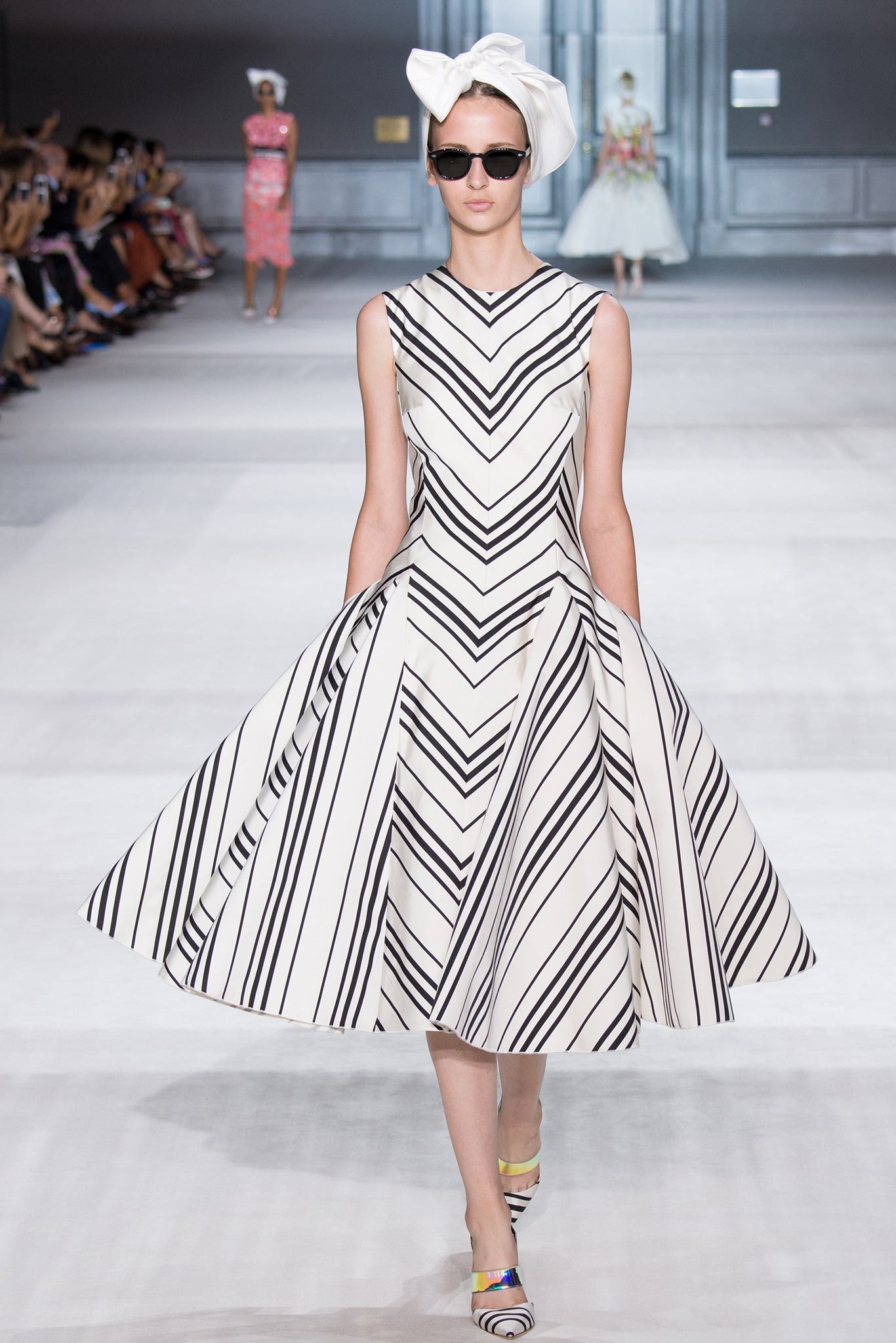 Giambattista Valli F/W 14 Couture Look 13
