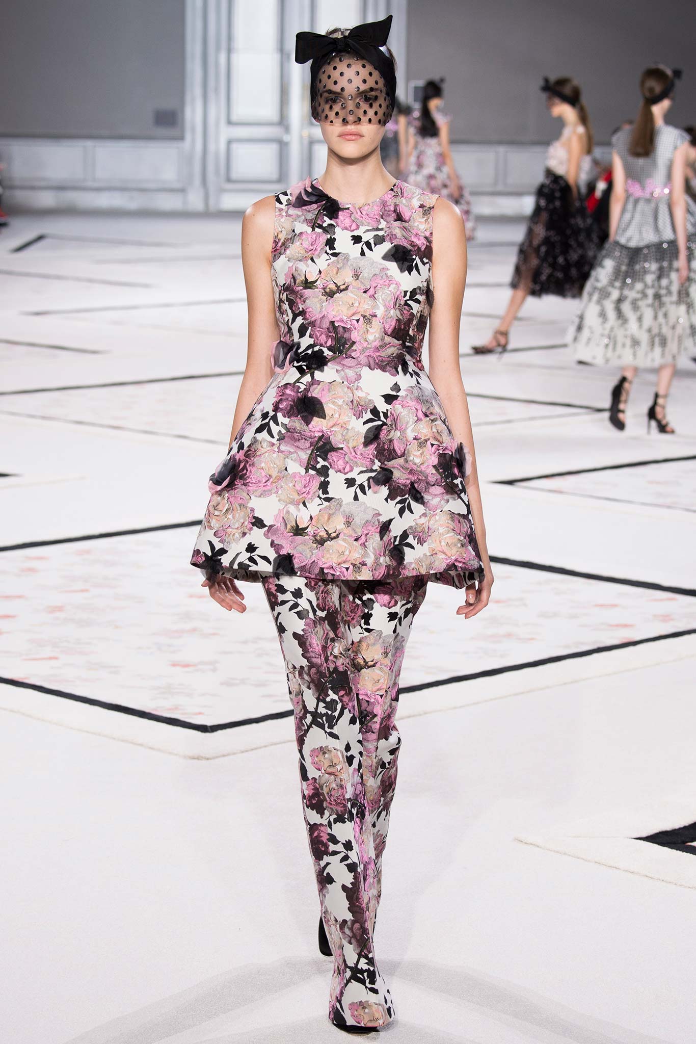 Giambattista Valli S/S 15 Couture Look 13