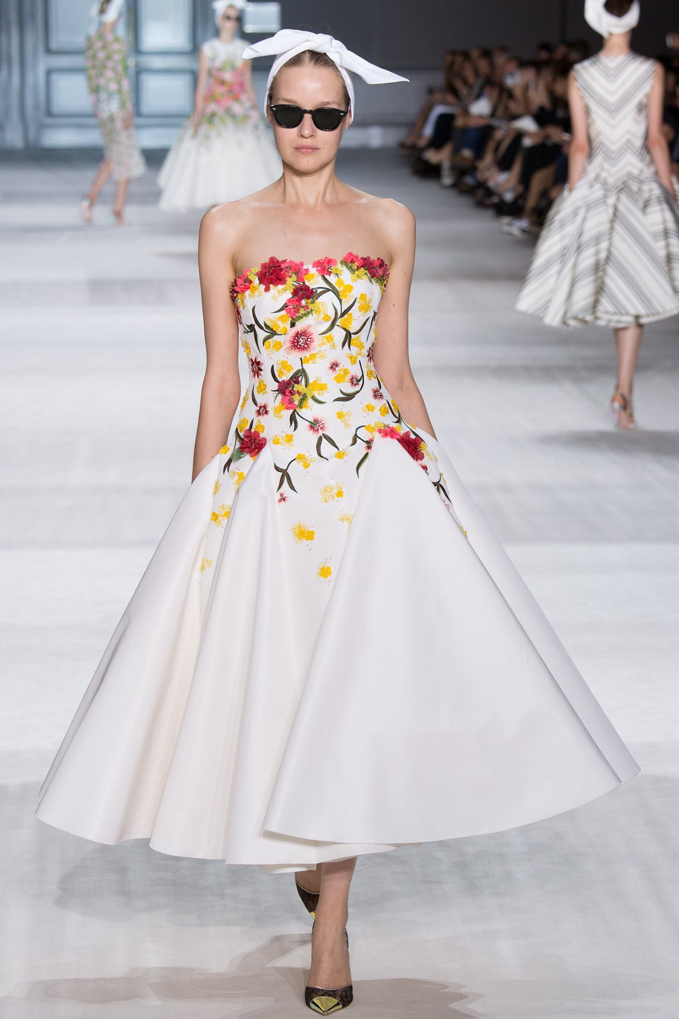 Giambattista Valli F/W 14 Couture Look 14