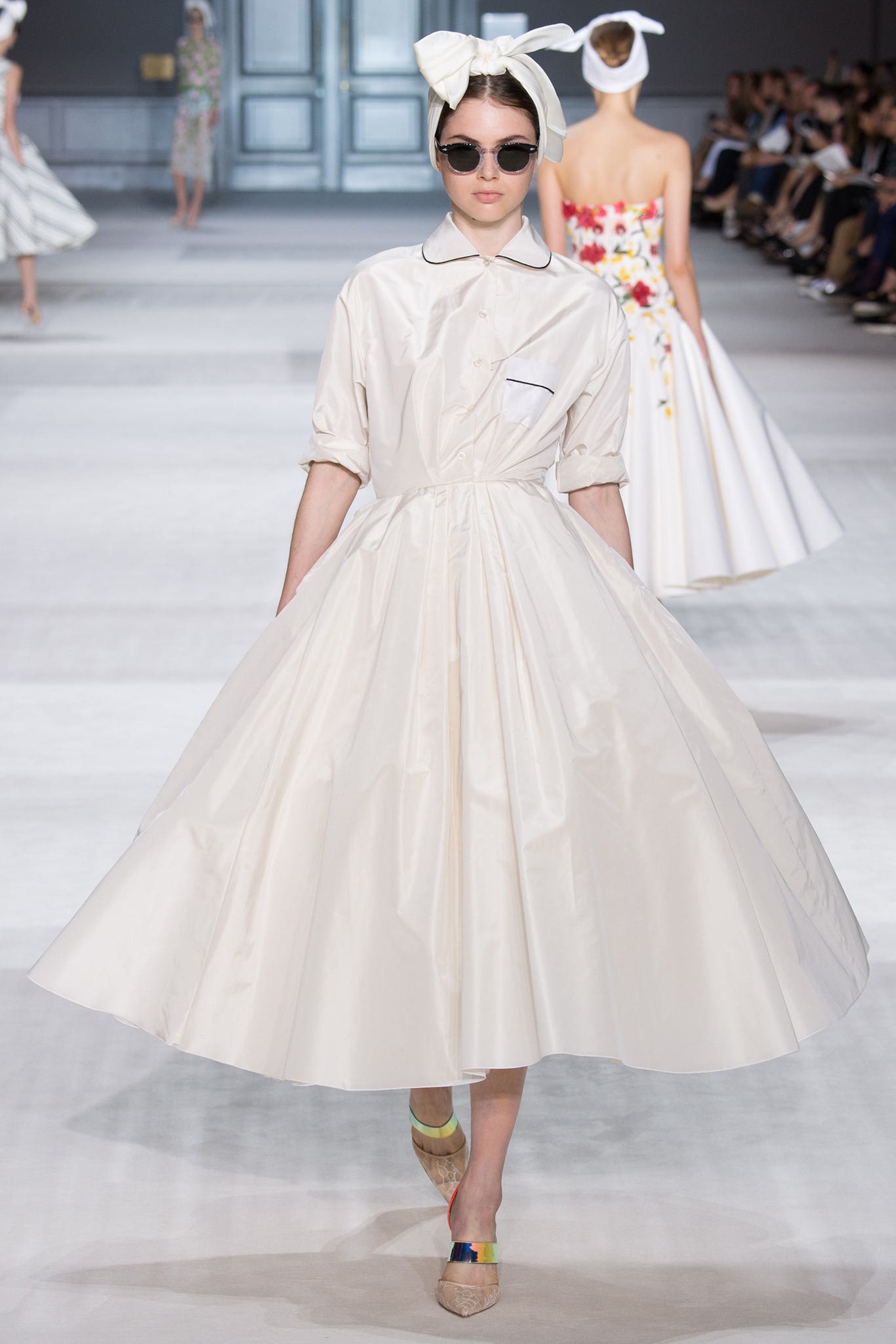 Giambattista Valli F/W 14 Couture Look 15