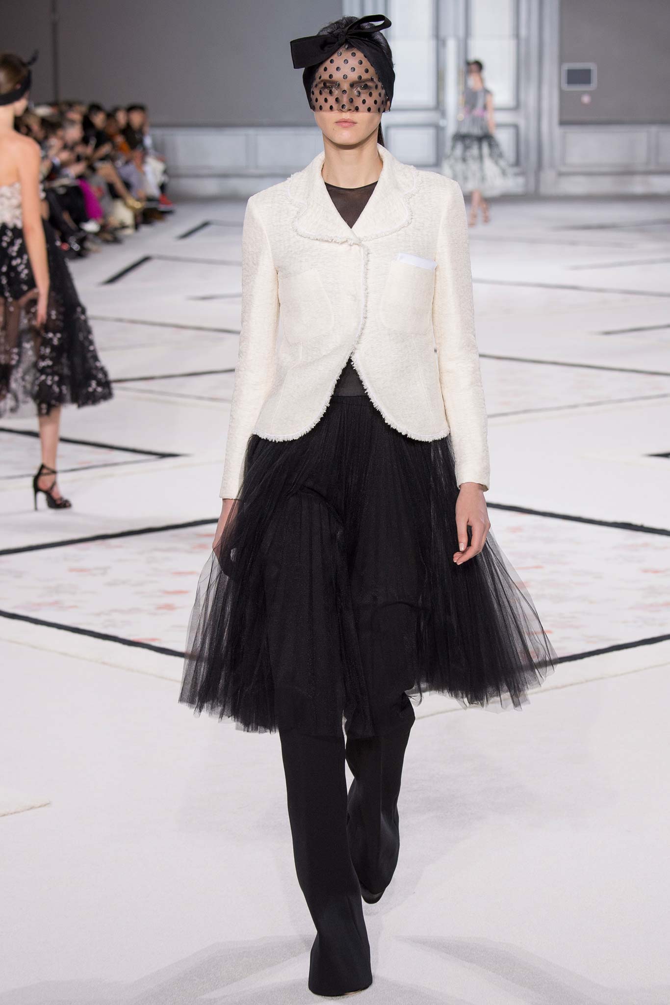 Giambattista Valli S/S 15 Couture Look 15