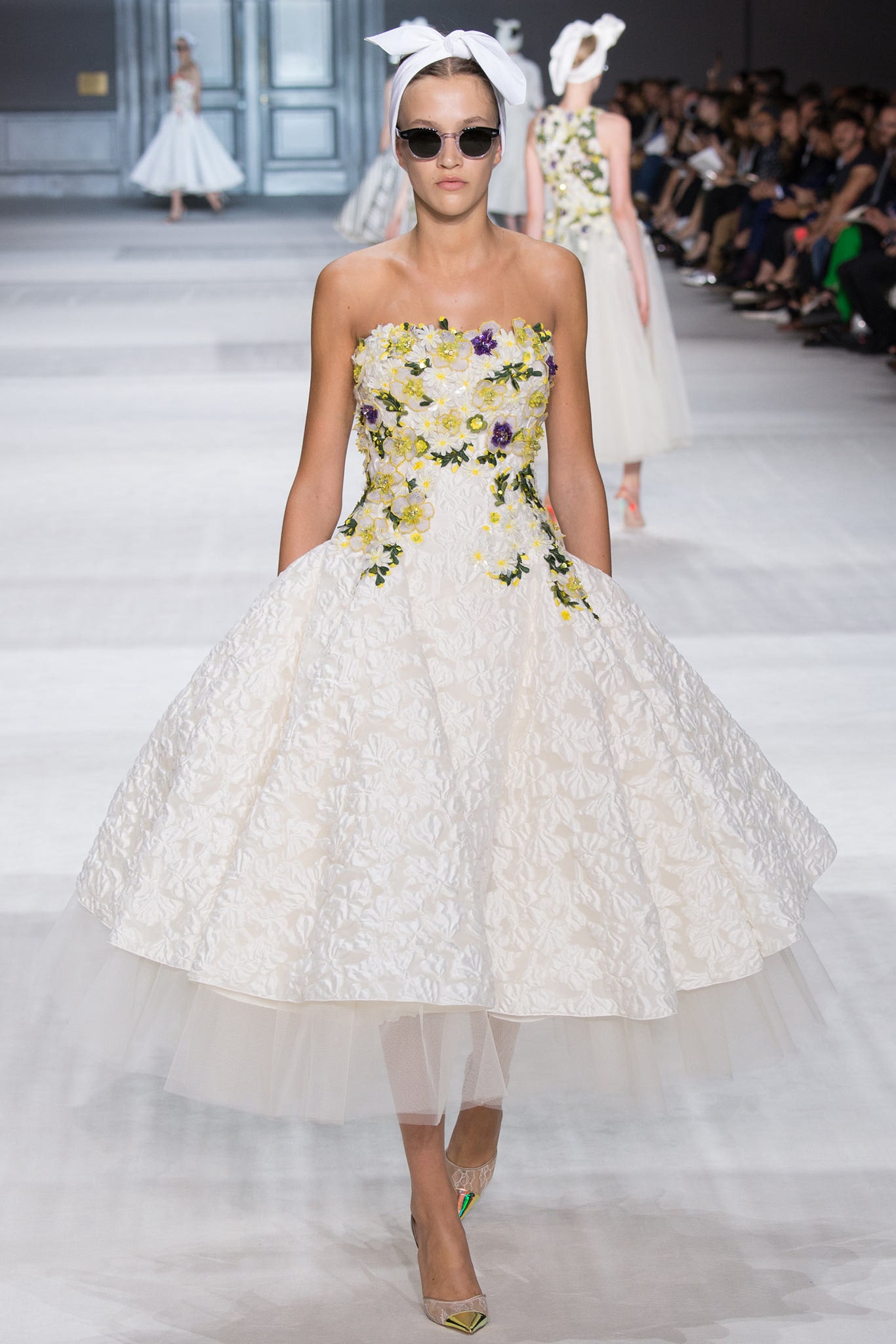 Giambattista Valli F/W 14 Couture Look 17