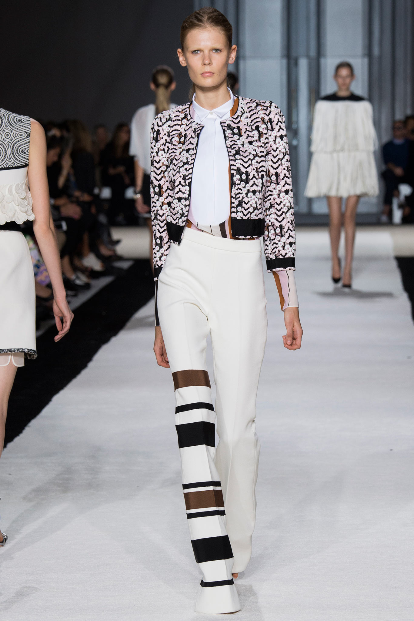 Giambattista Valli S/S 15 Look 24