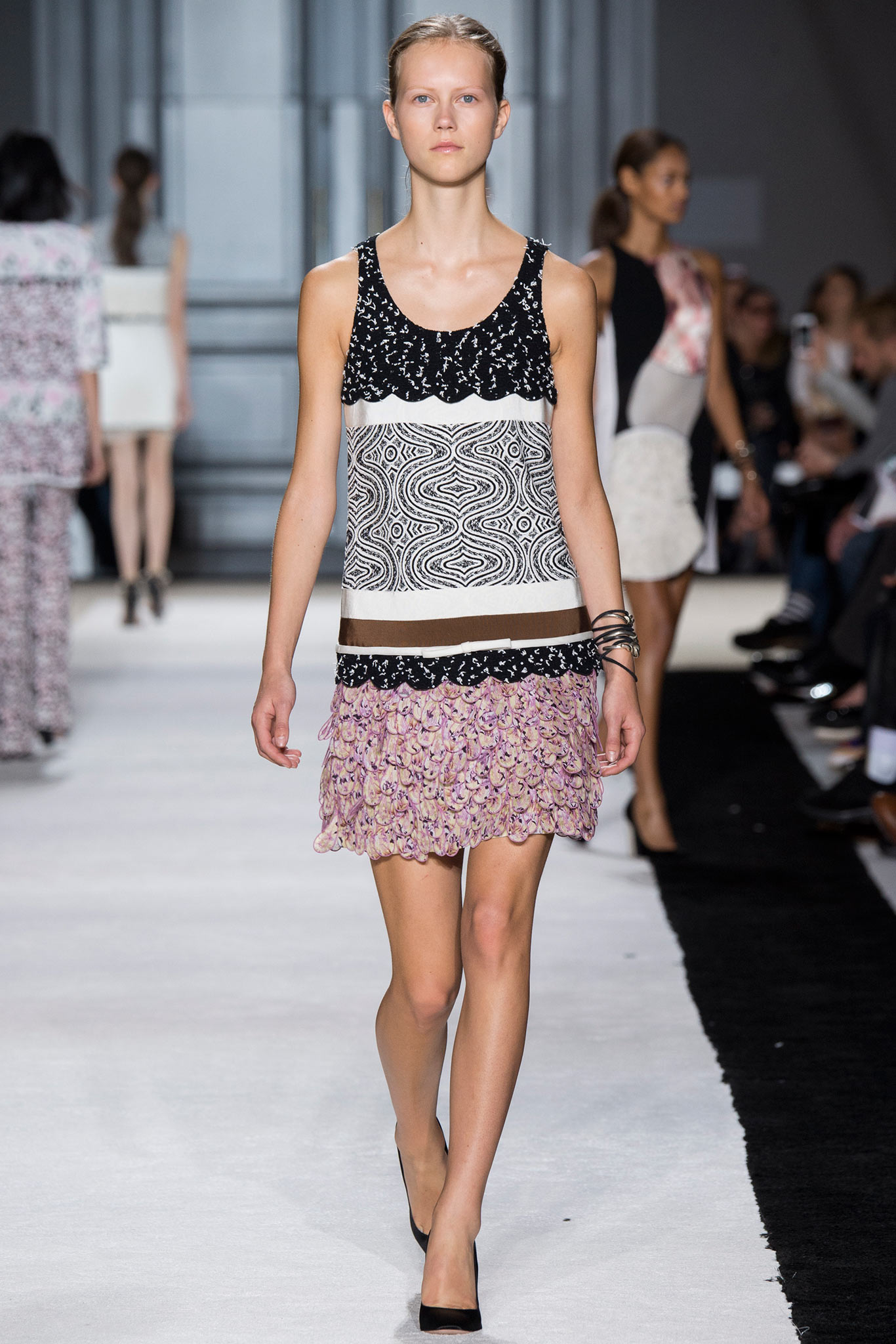 Giambattista Valli S/S 15 Look 26