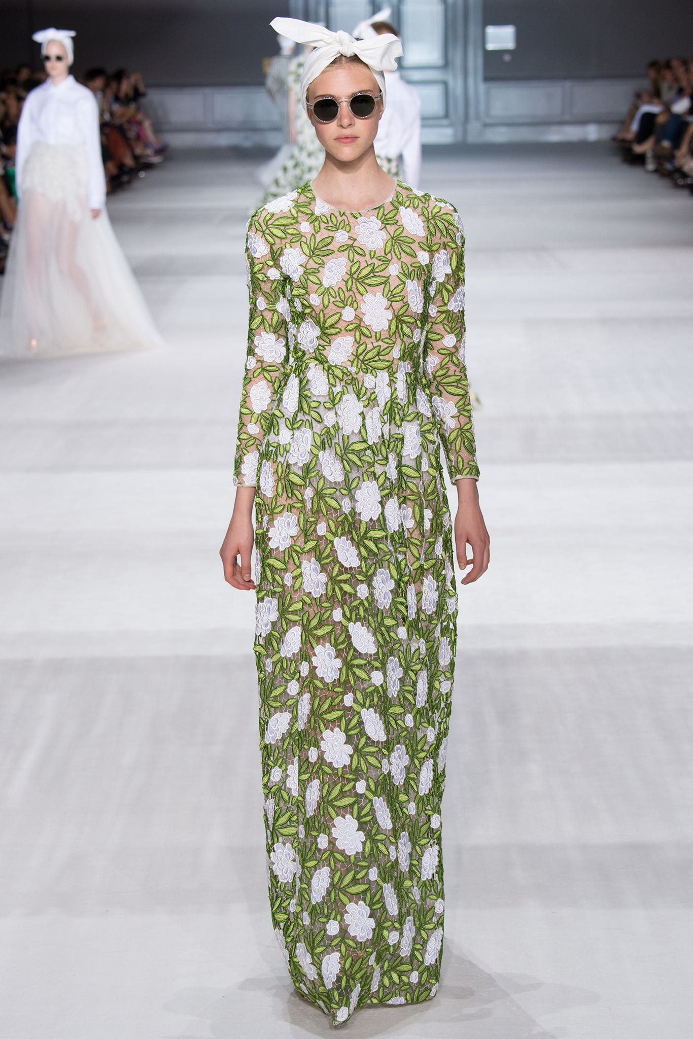 Giambattista Valli F/W 14 Couture Look 21