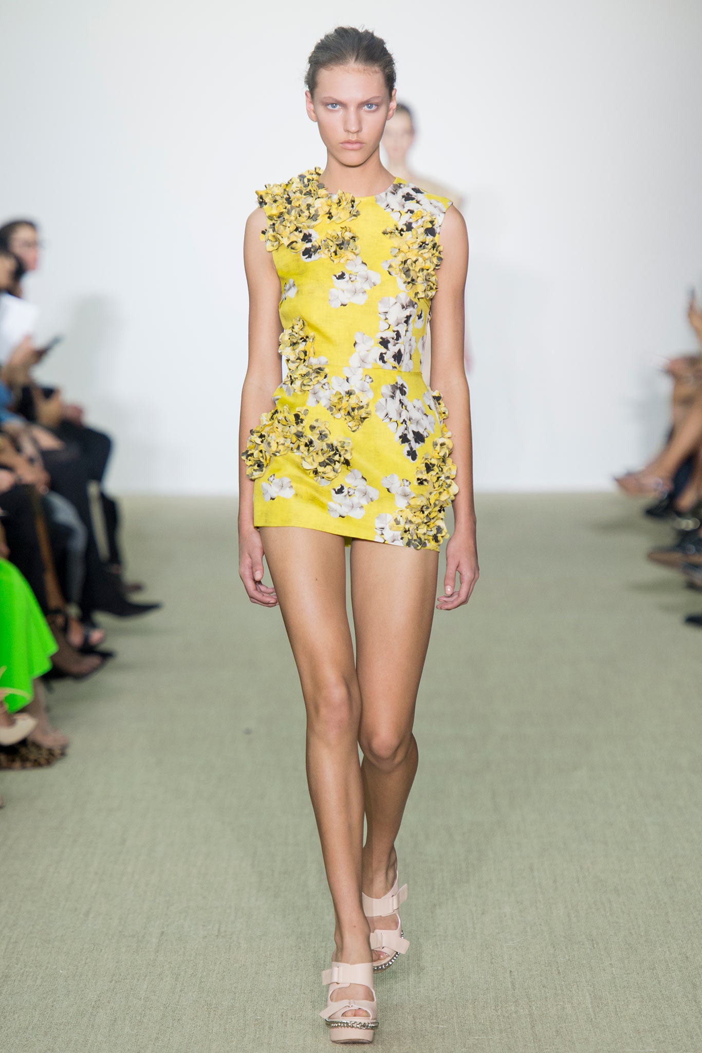 Giambattista Valli S/S 14 Look 31