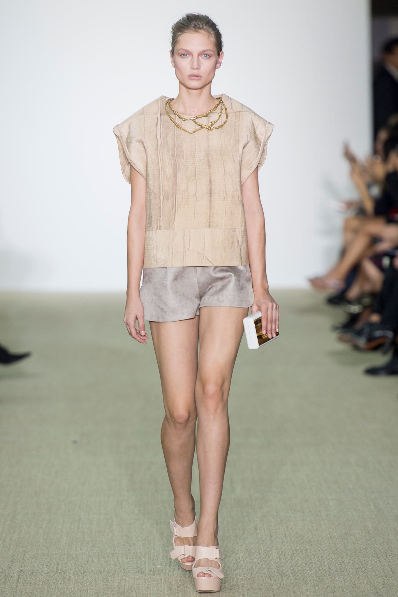 Giambattista Valli S/S 14 Look 32