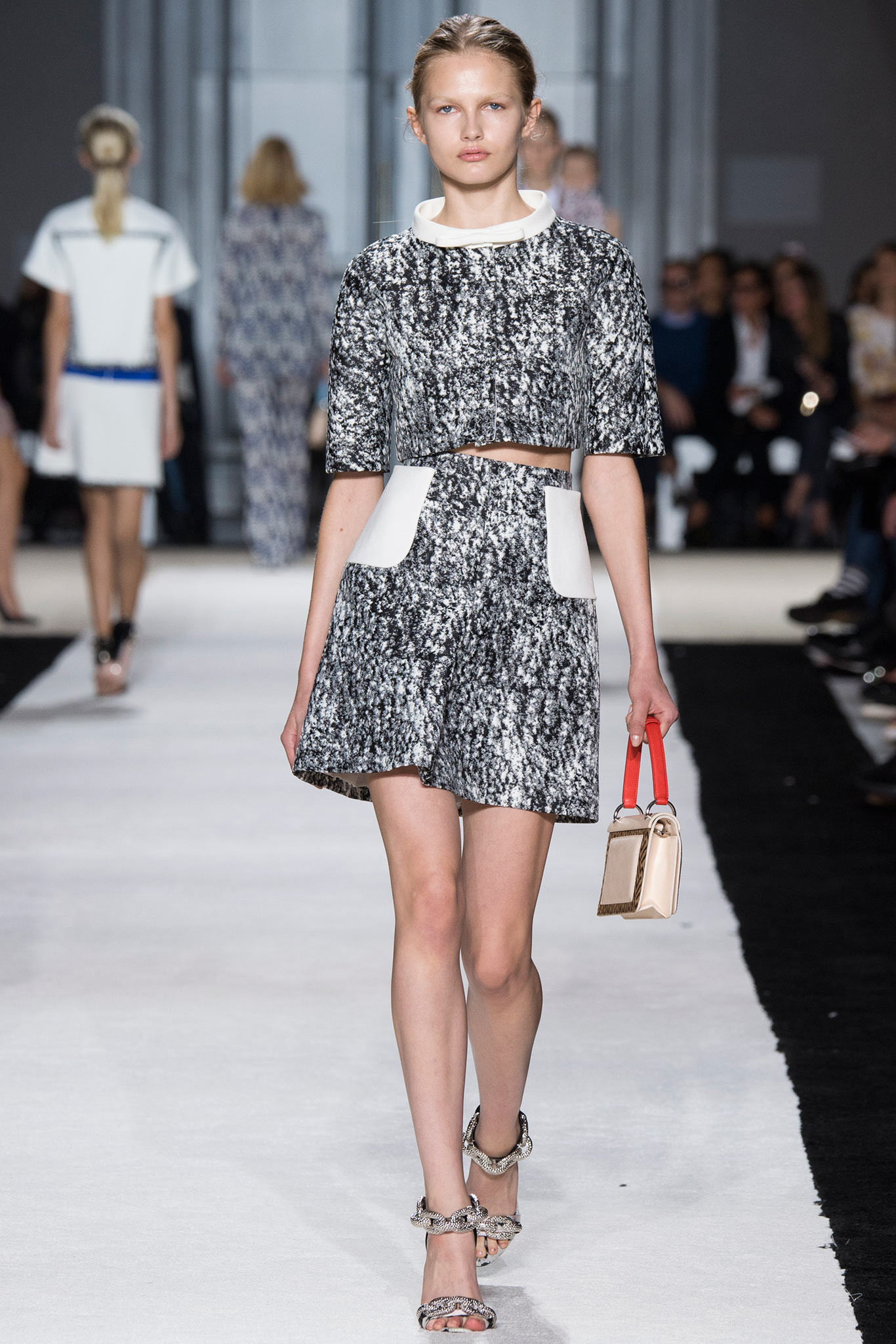 Giambattista Valli S/S 15 Look 31
