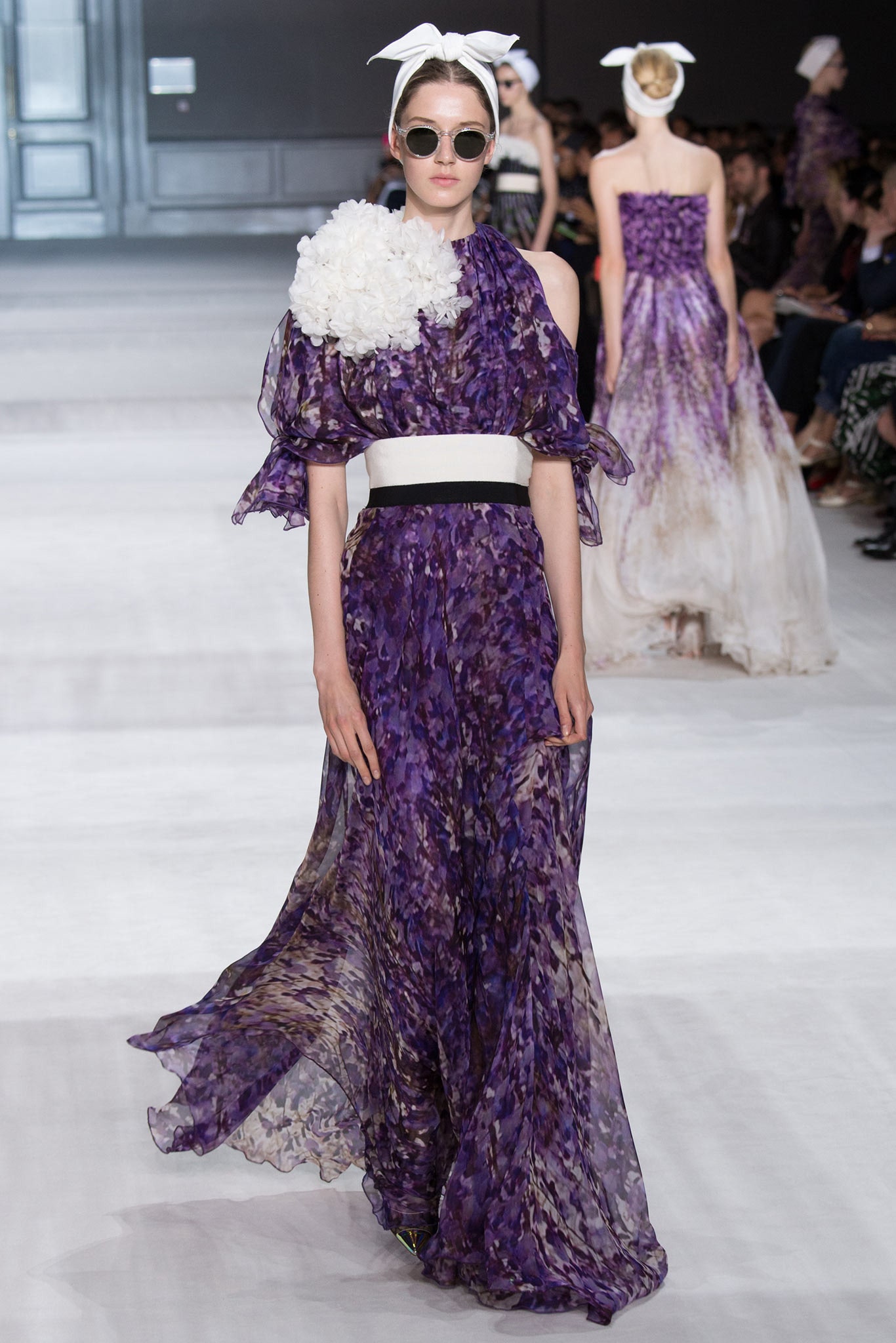 Giambattista Valli F/W 14 Couture Look 29