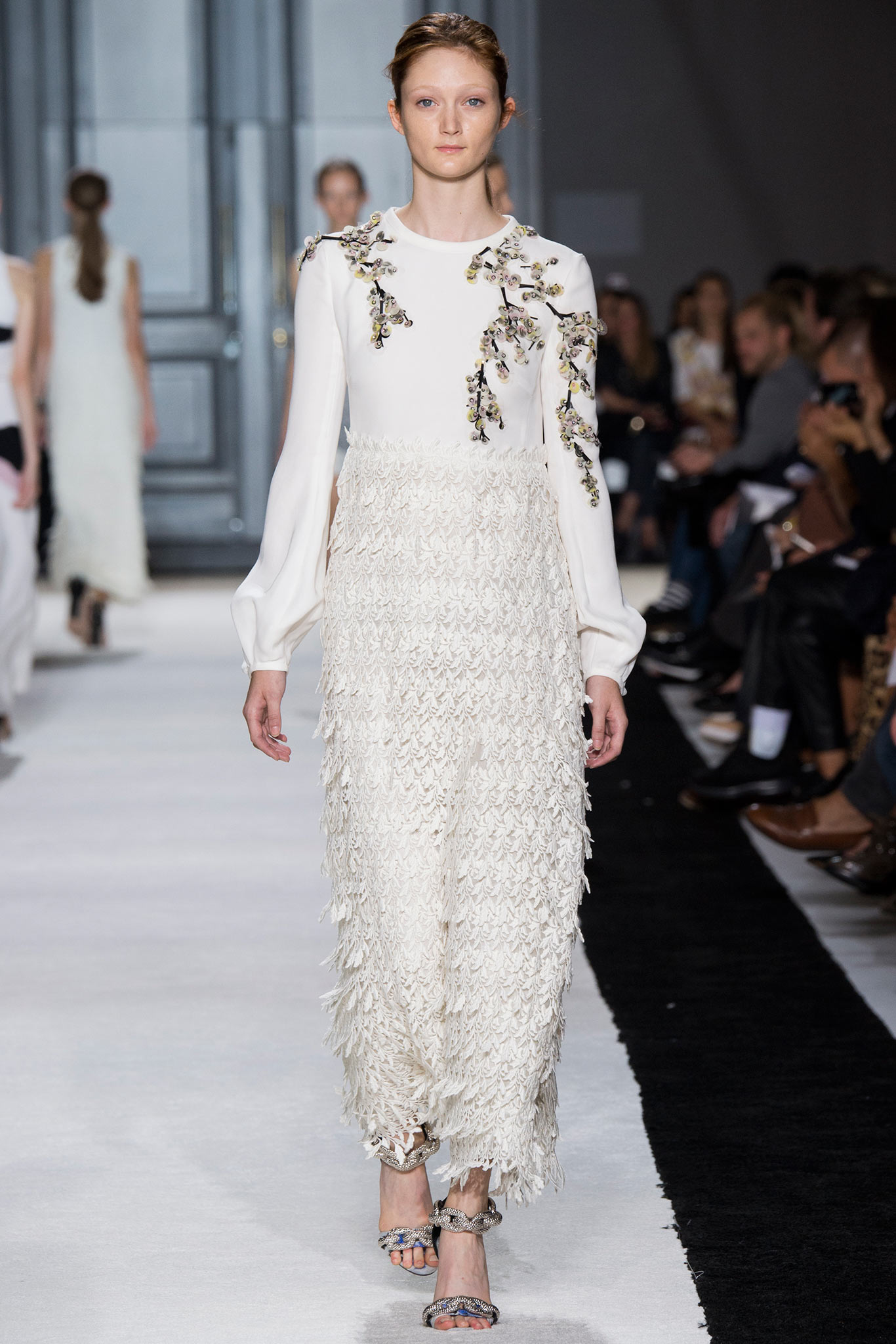 Giambattista Valli S/S 15 Look 39