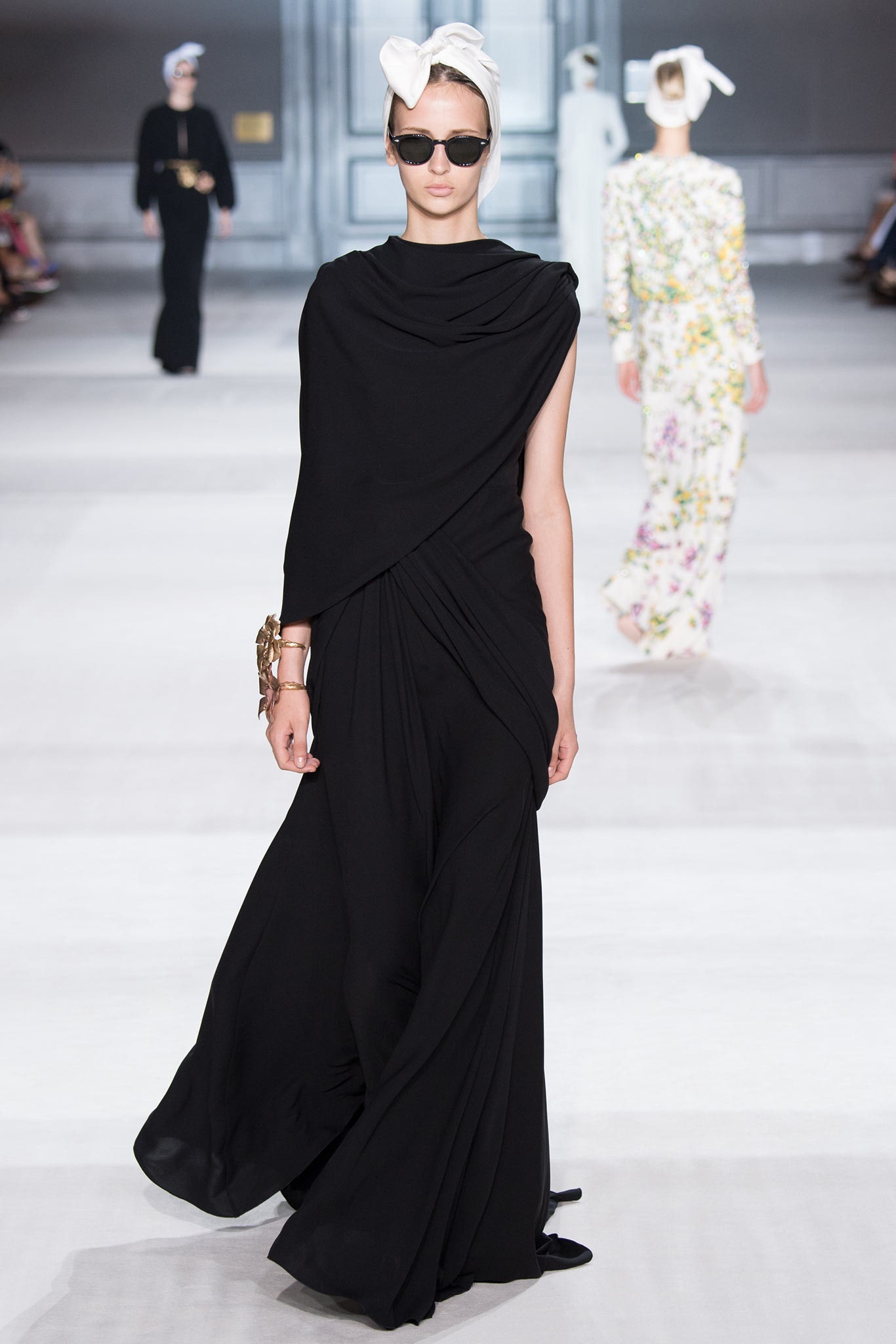 Giambattista Valli F/W 14 Couture Look 35