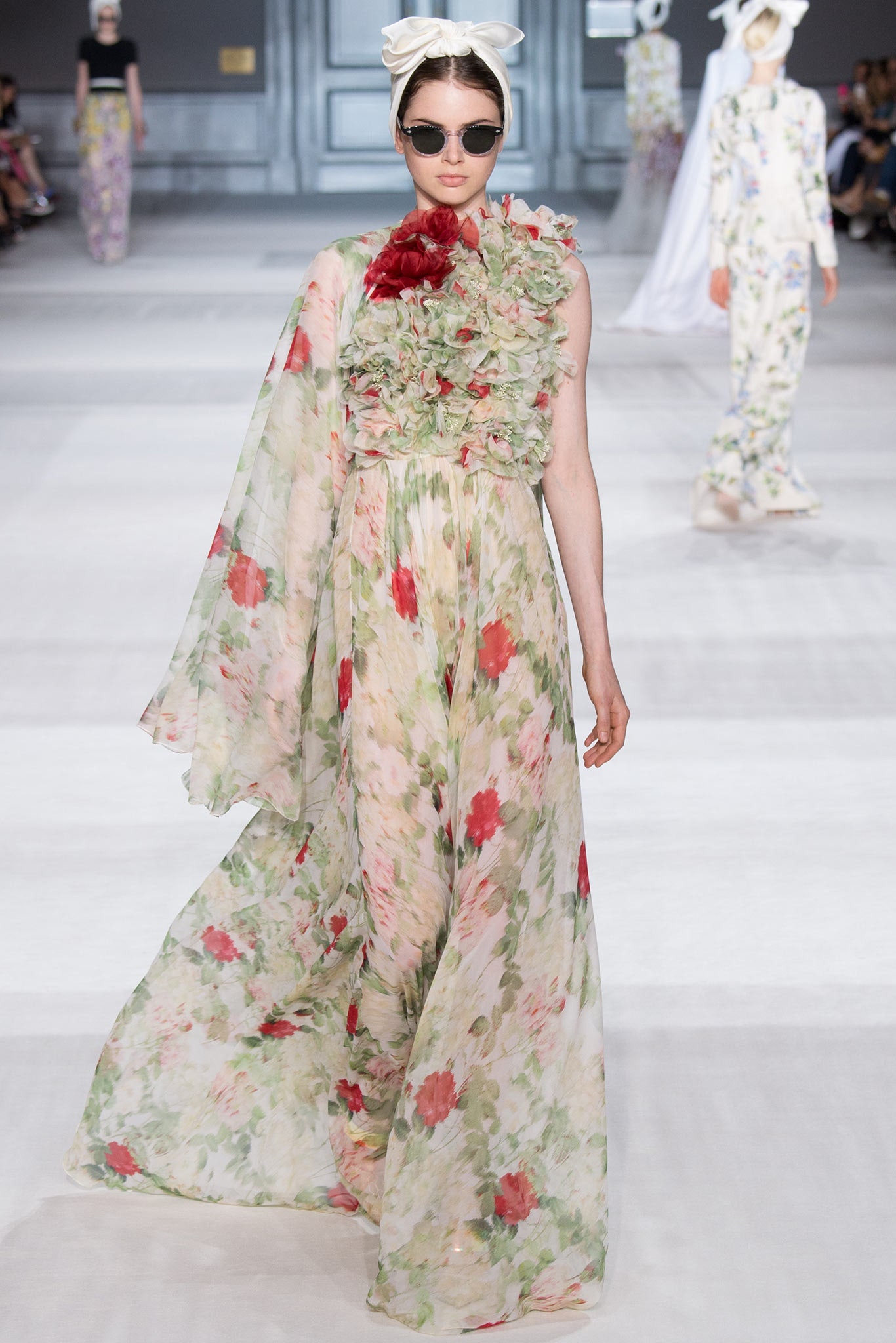 Giambattista Valli F/W 14 Couture Look 40