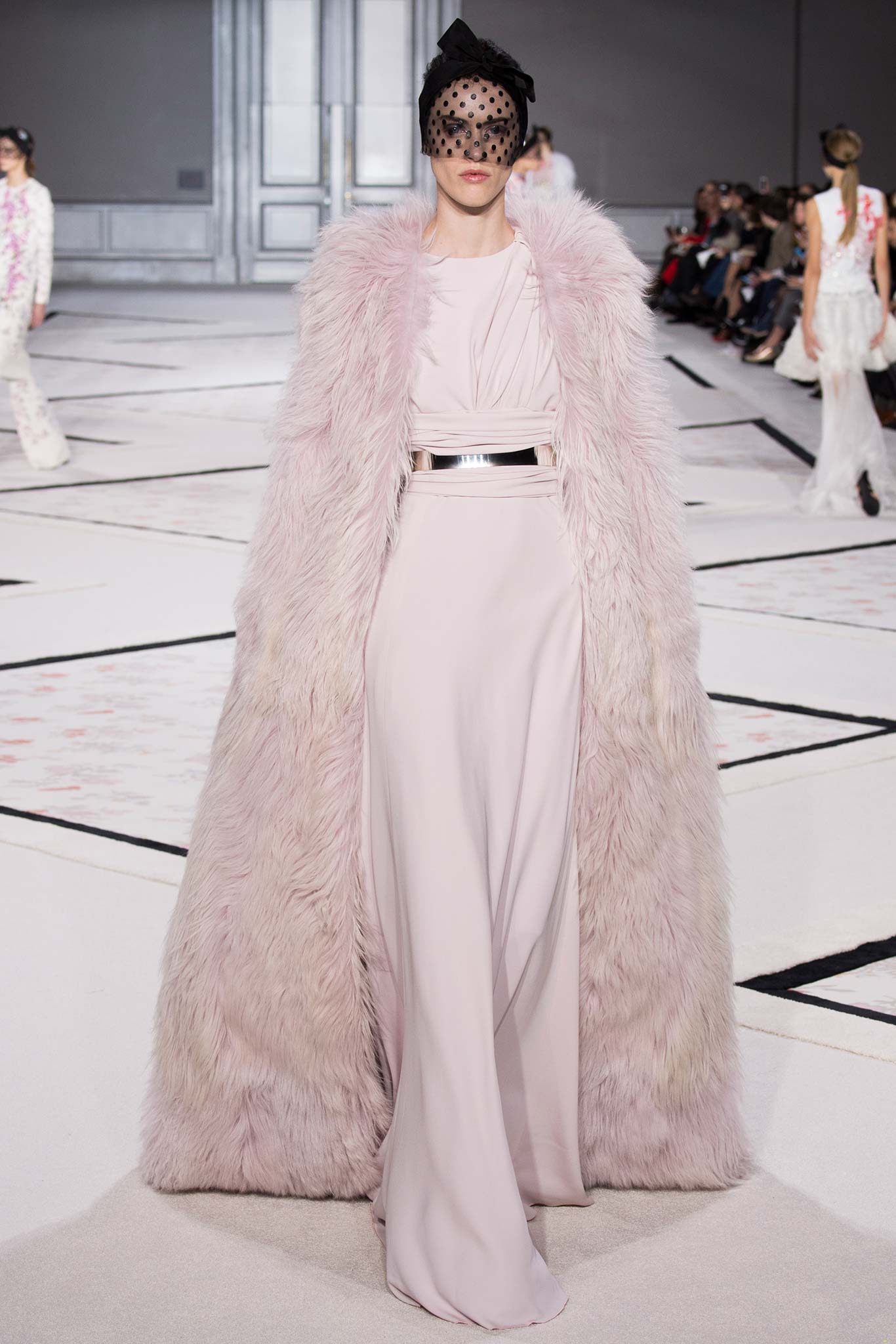 Giambattista Valli S/S 15 Couture Look 38
