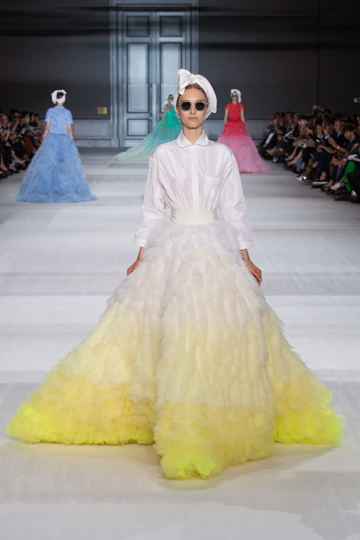 Giambattista Valli F/W 14 Couture Look 45