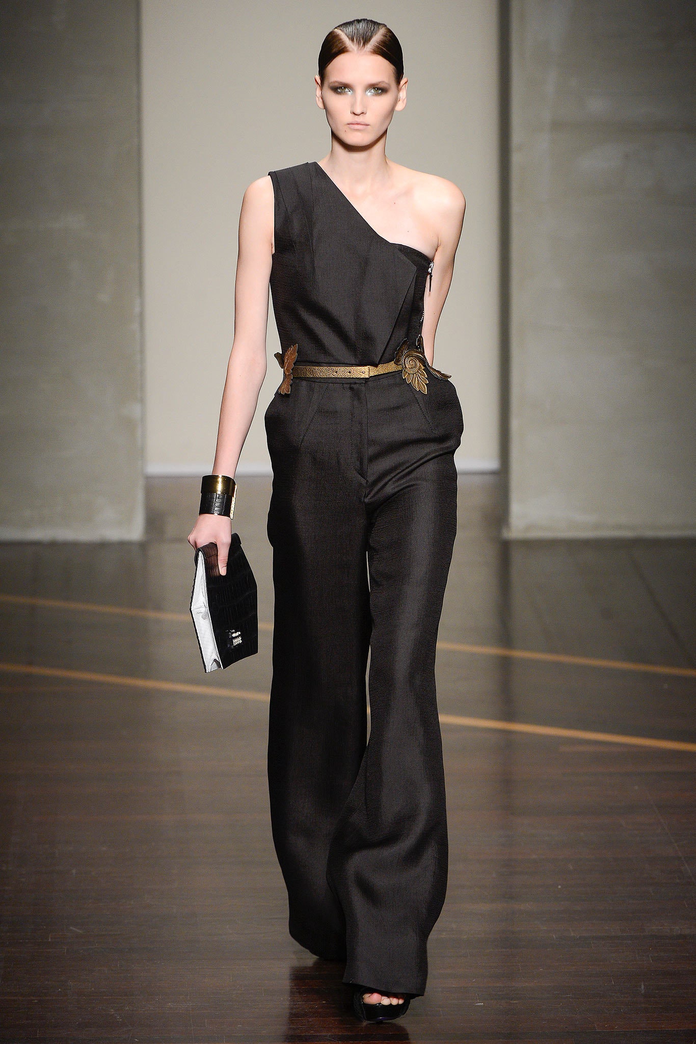 Gianfranco Ferré S/S 13 Look 17