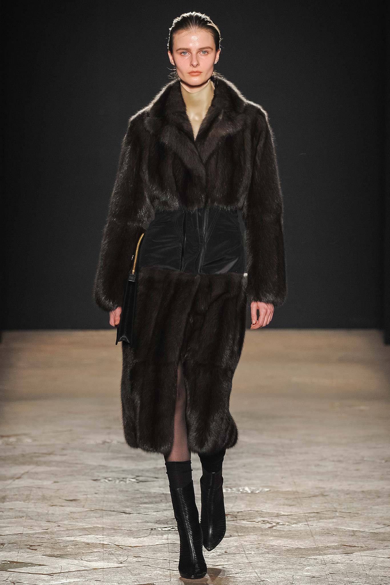 Francesco Scognamiglio F/W 14 Look 3