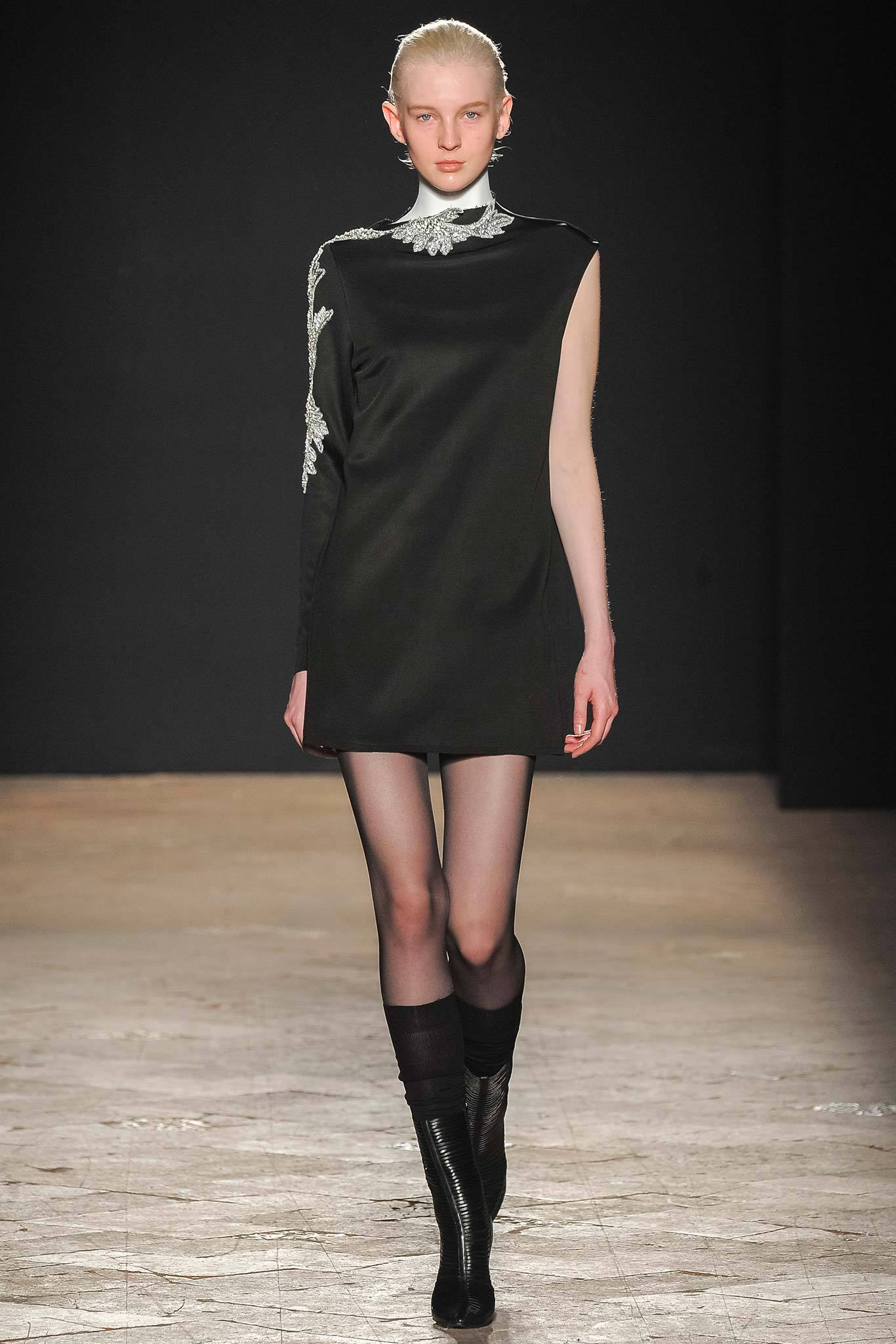 Francesco Scognamiglio F/W 14 Look 25