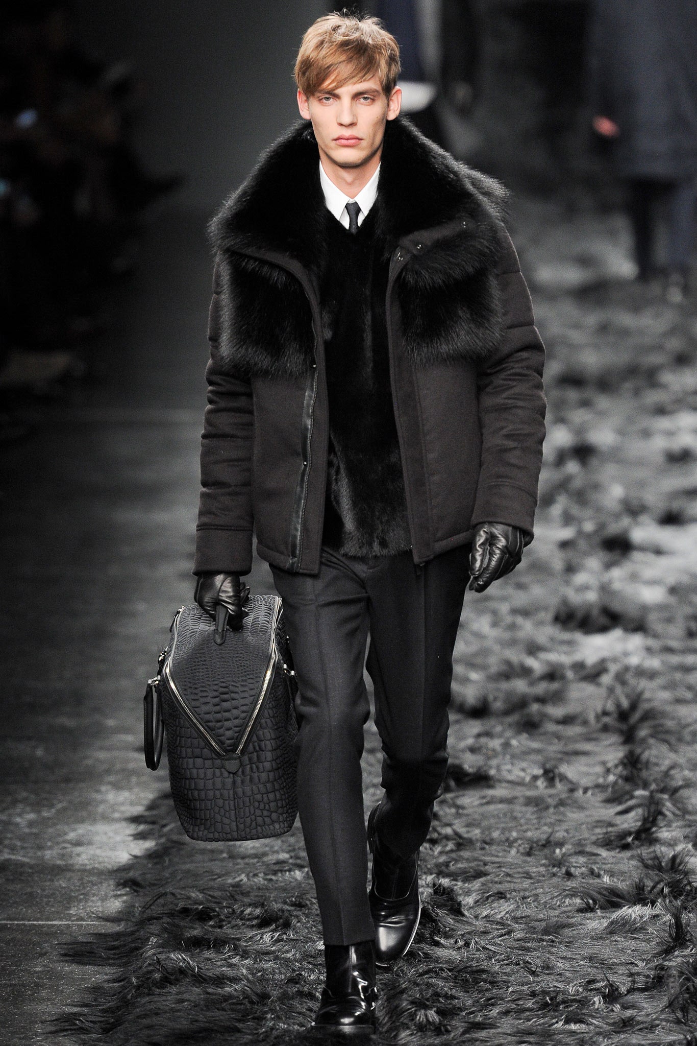 Fendi F/W 14 Menswear Look 33