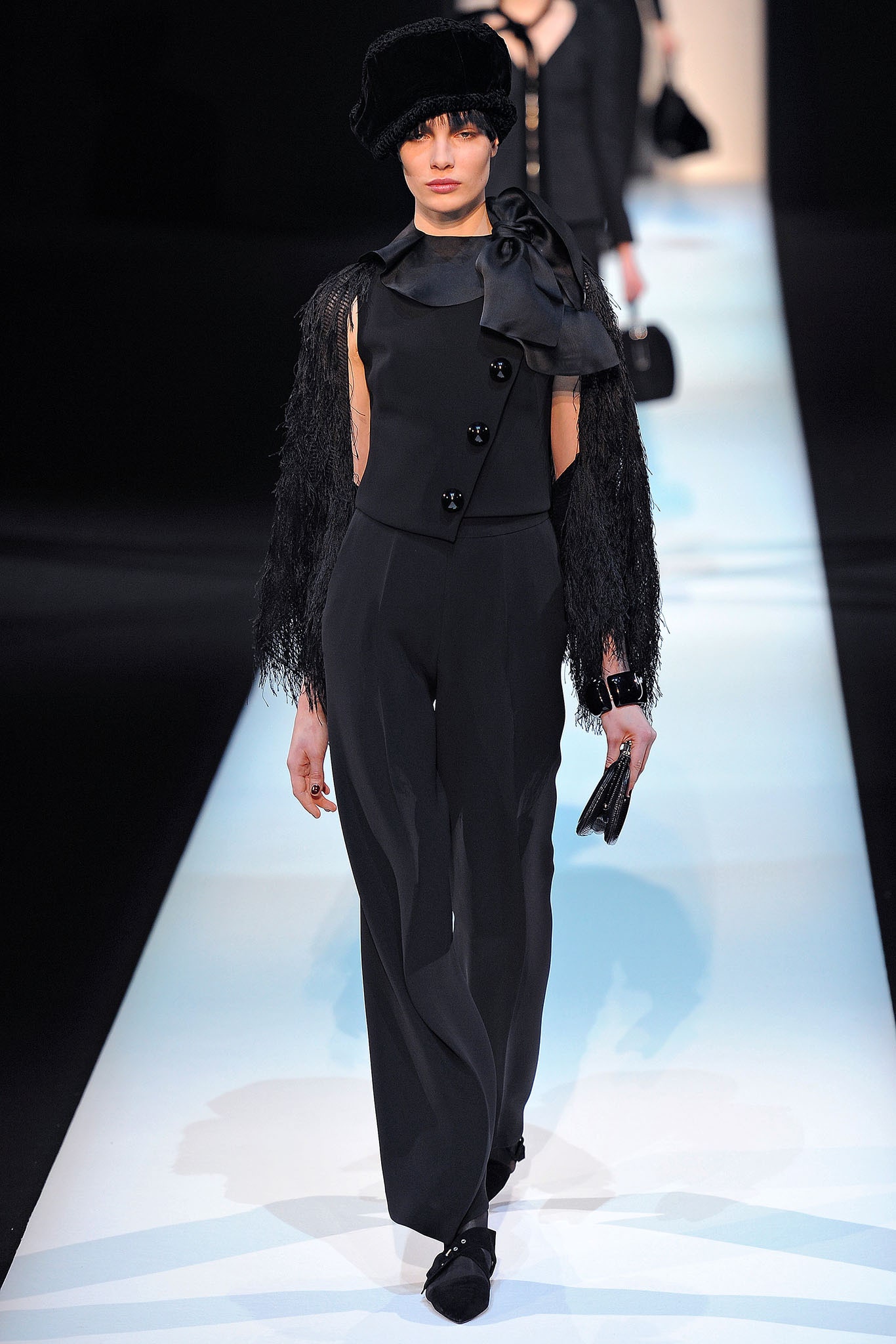 Giorgio Armani F/W 13 Look 33
