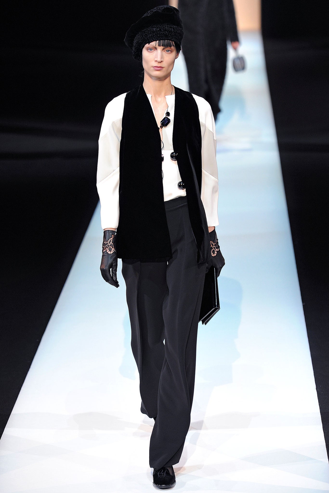 Giorgio Armani F/W 13 Look 40