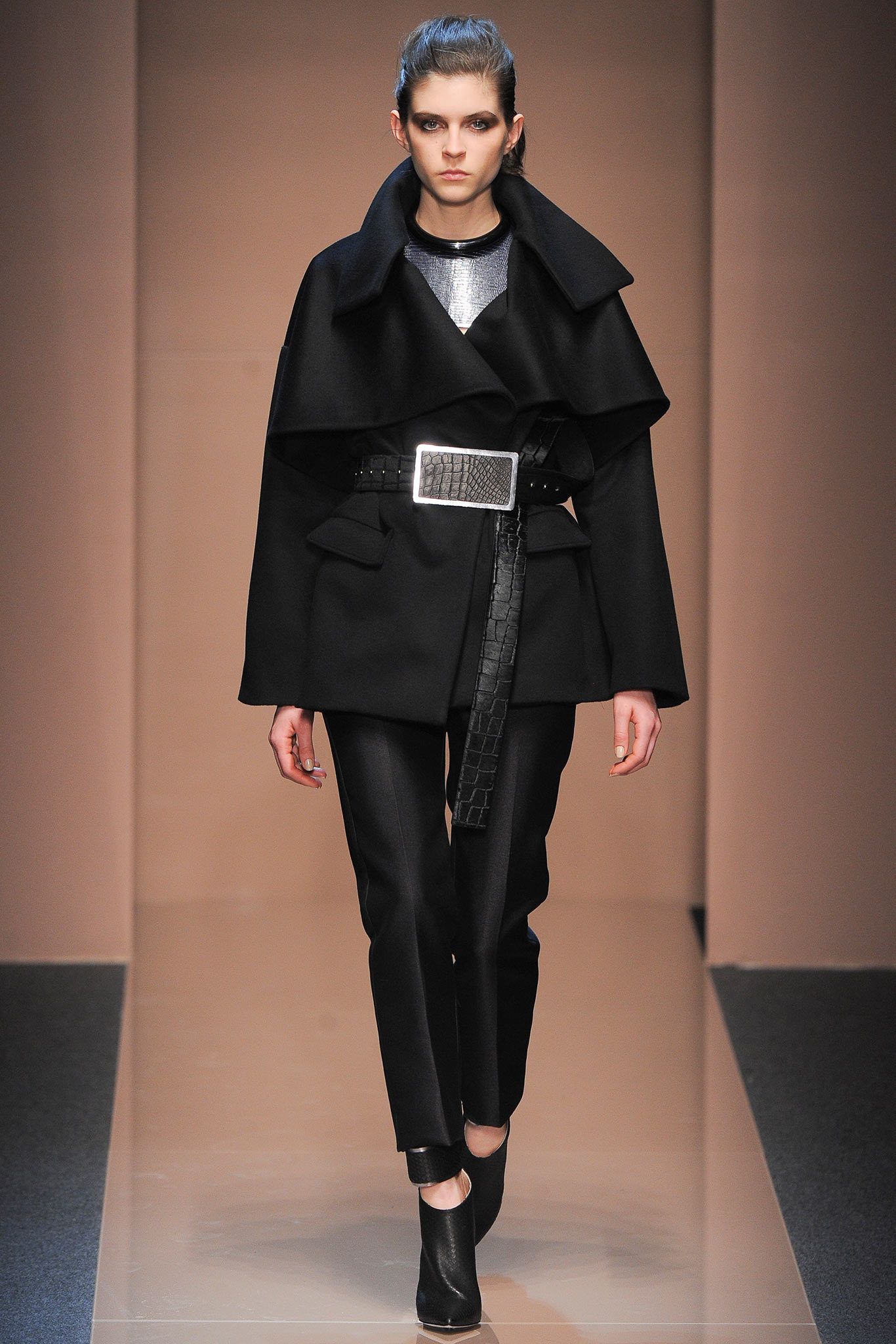 Gianfranco Ferré F/W 13 Look 18