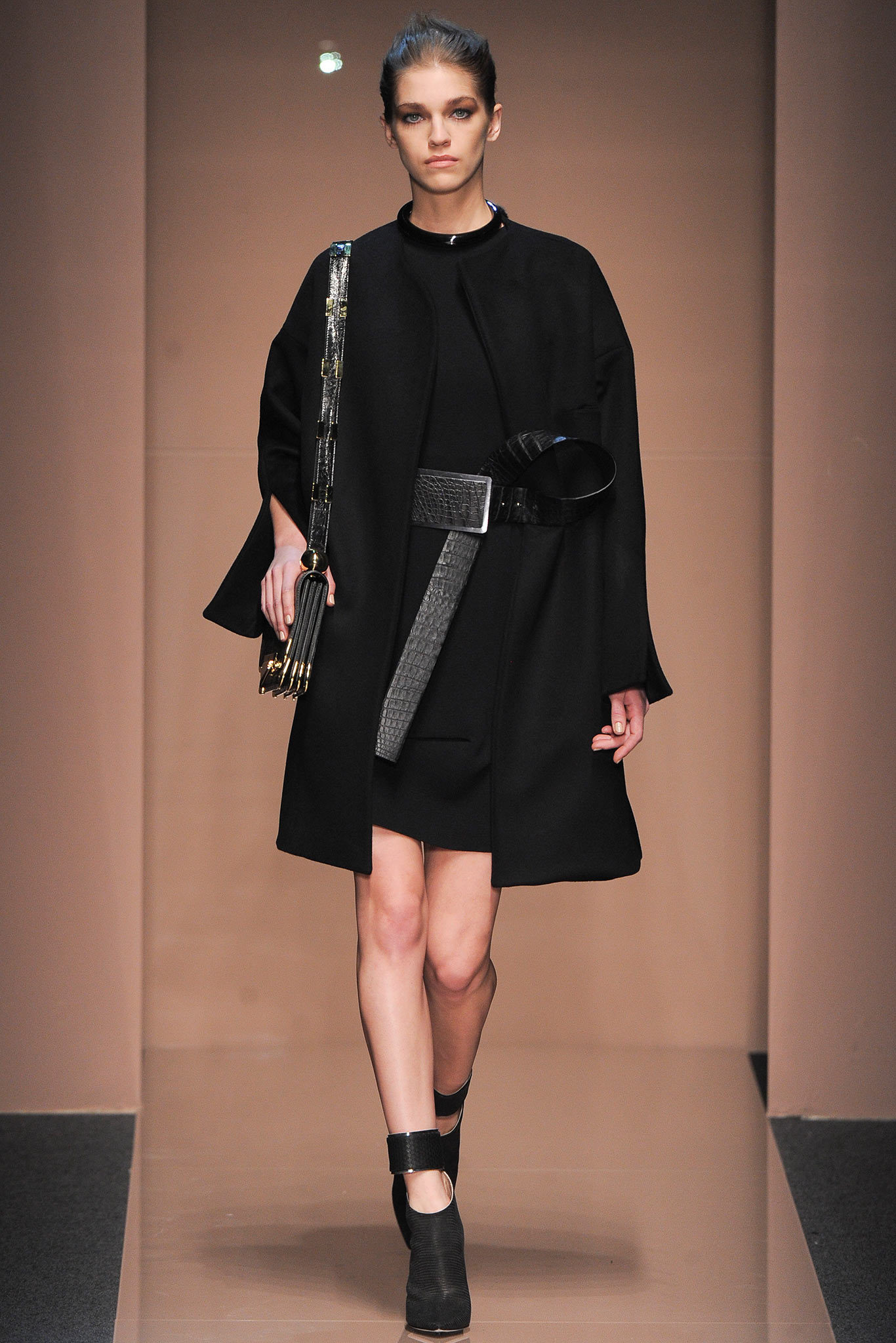Gianfranco Ferré F/W 13 Look 20