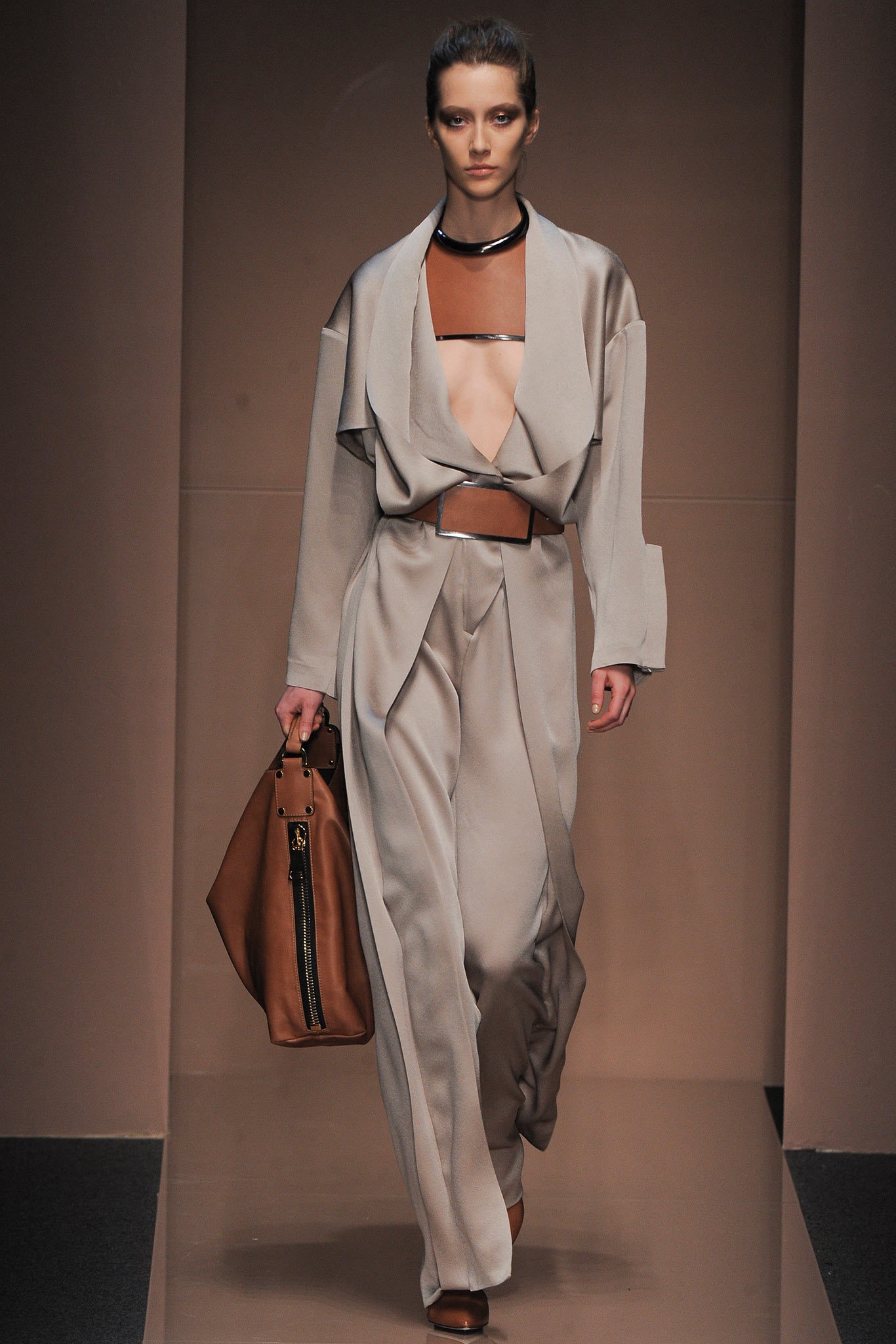 Gianfranco Ferré F/W 13 Look 23