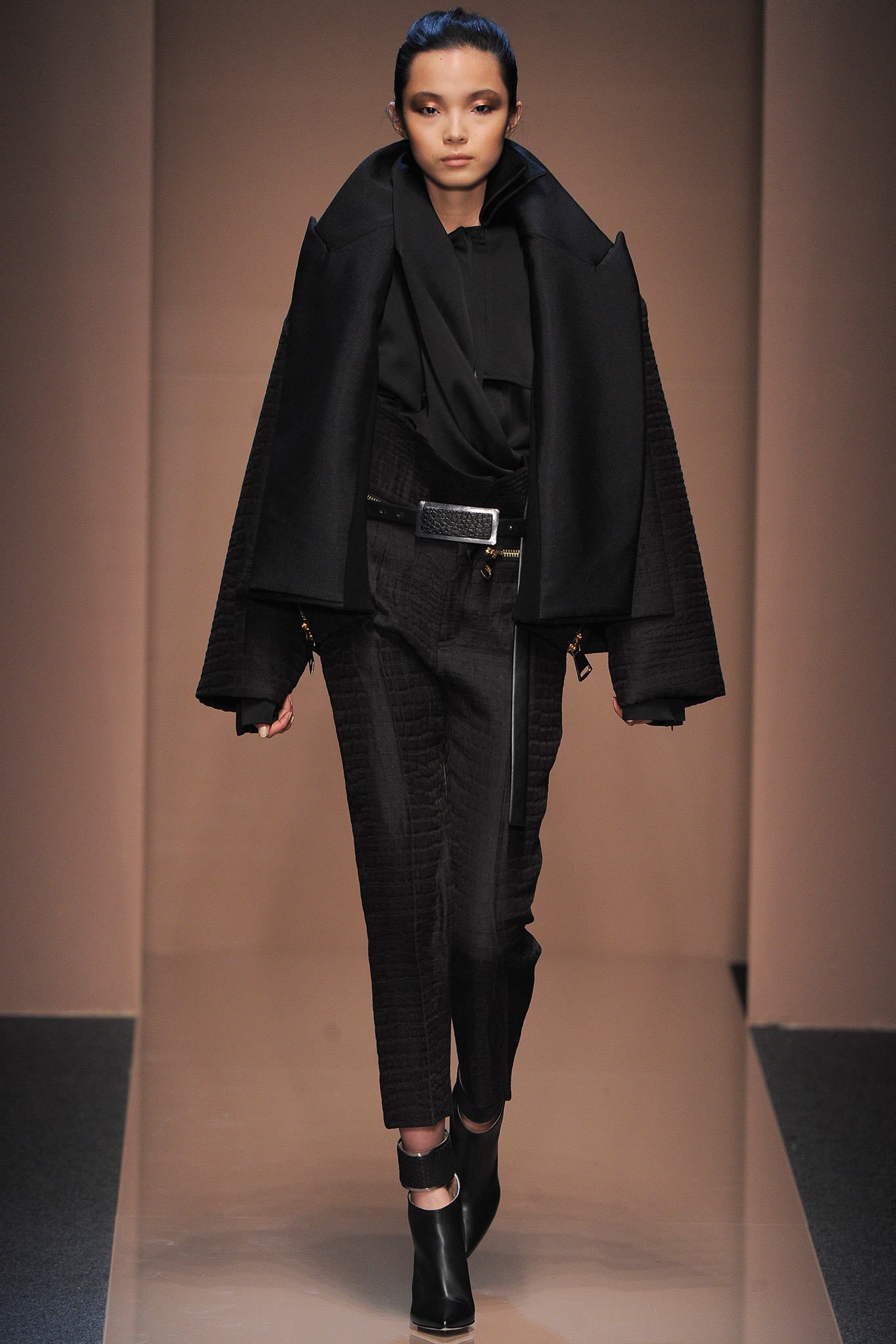 Gianfranco Ferré F/W 13 Look 28