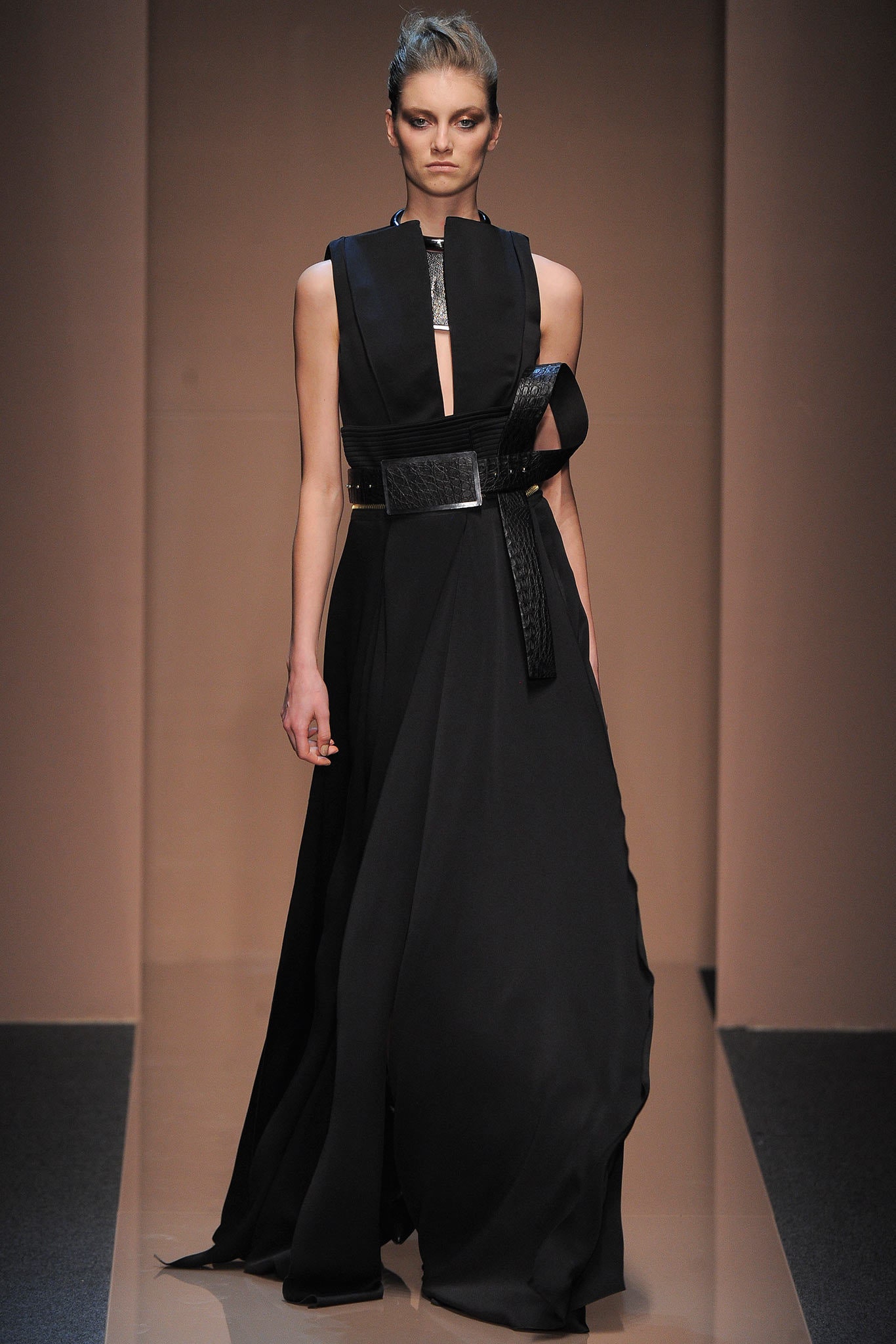Gianfranco Ferré F/W 13 Look 33