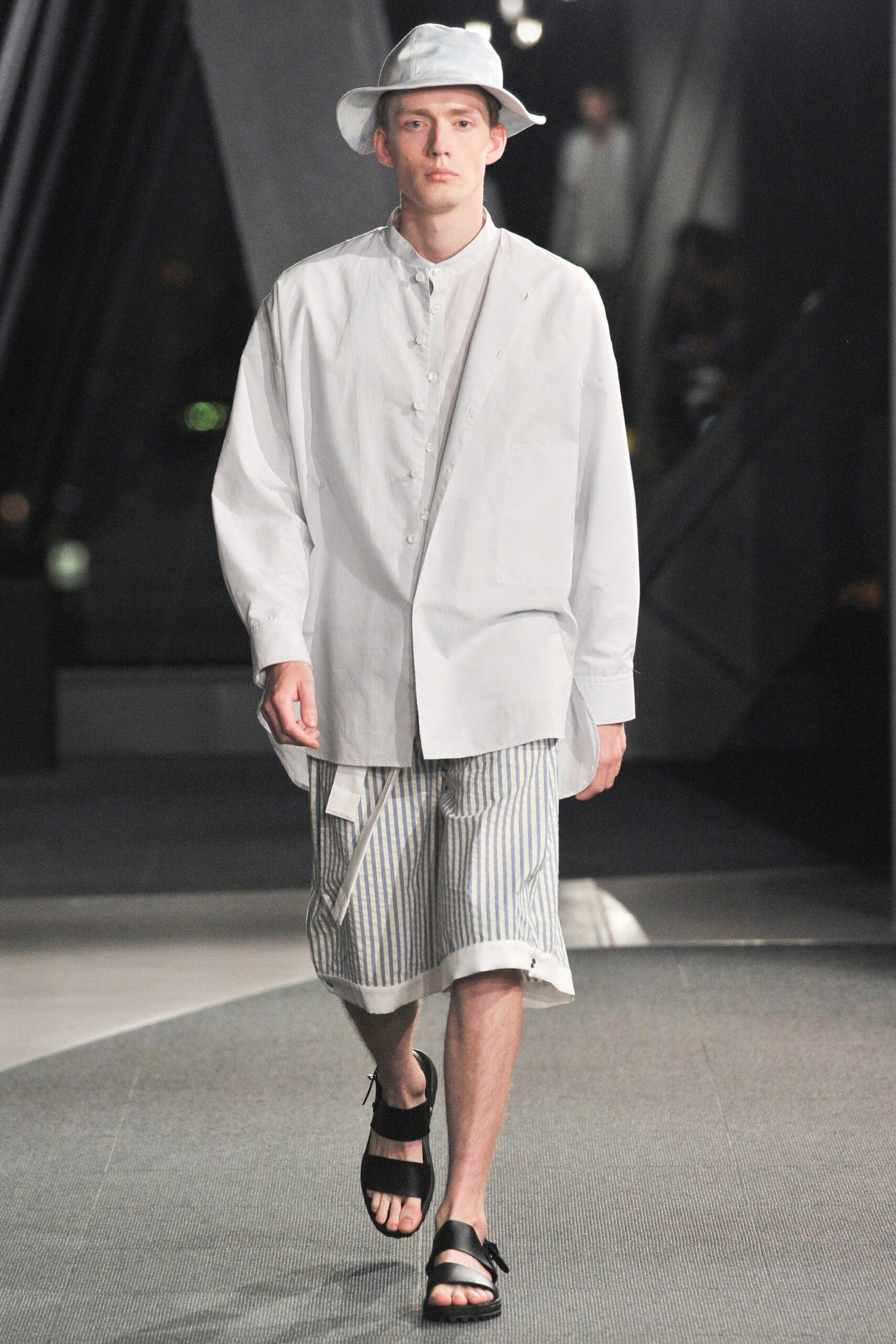 Factotum Tokyo S/S 16 Look 18