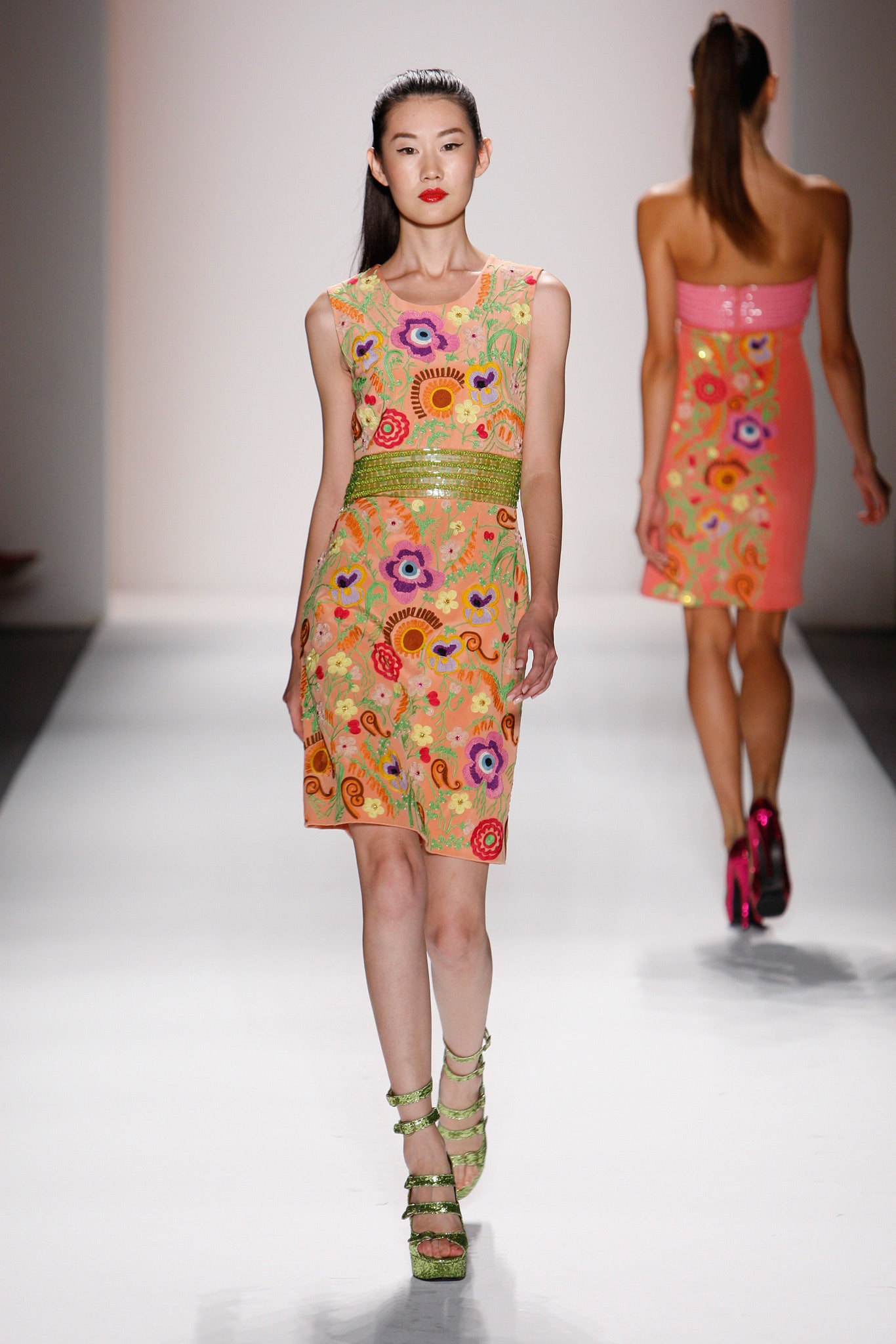 Farah Angsana S/S 13 Look 15