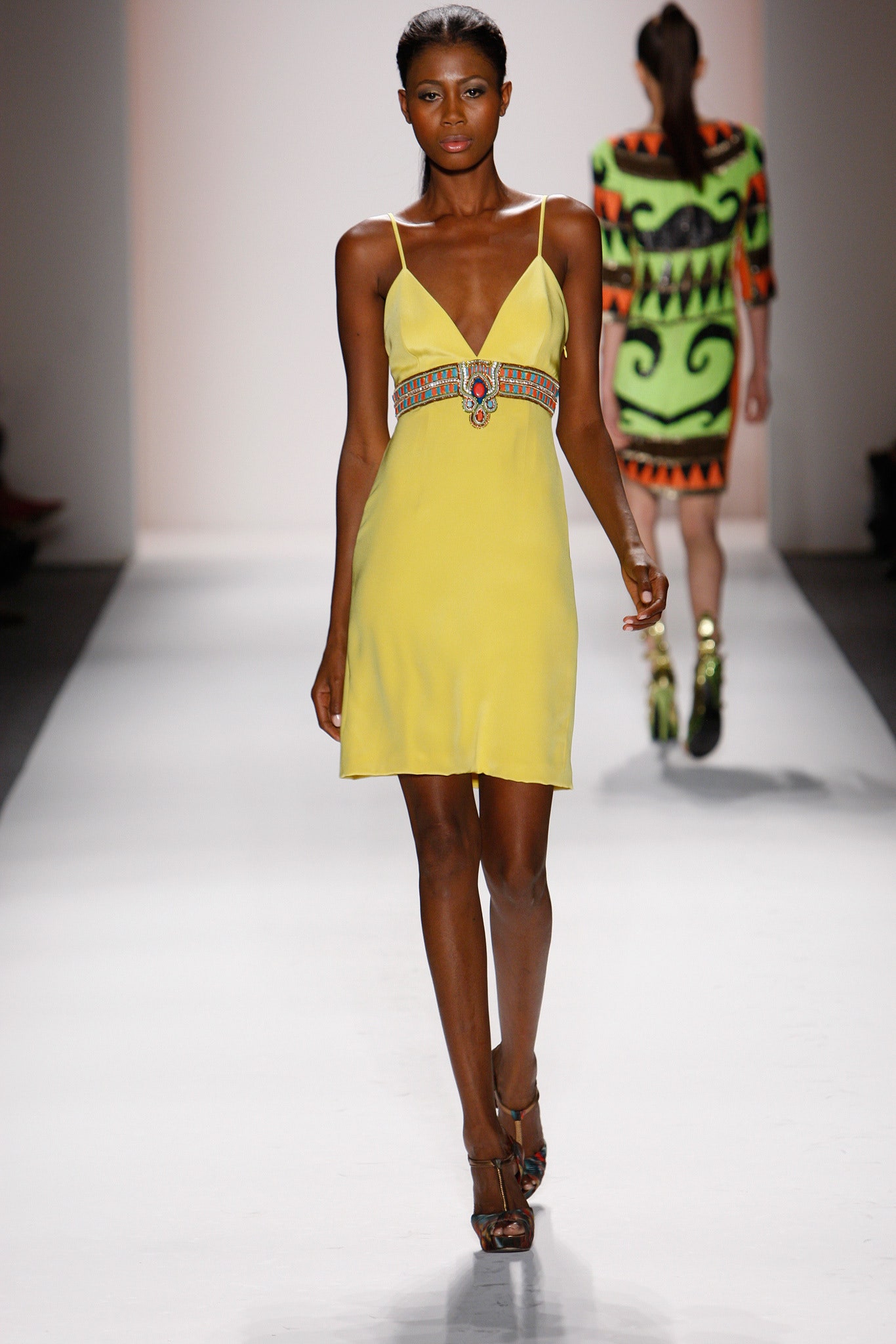 Farah Angsana S/S 13 Look 32