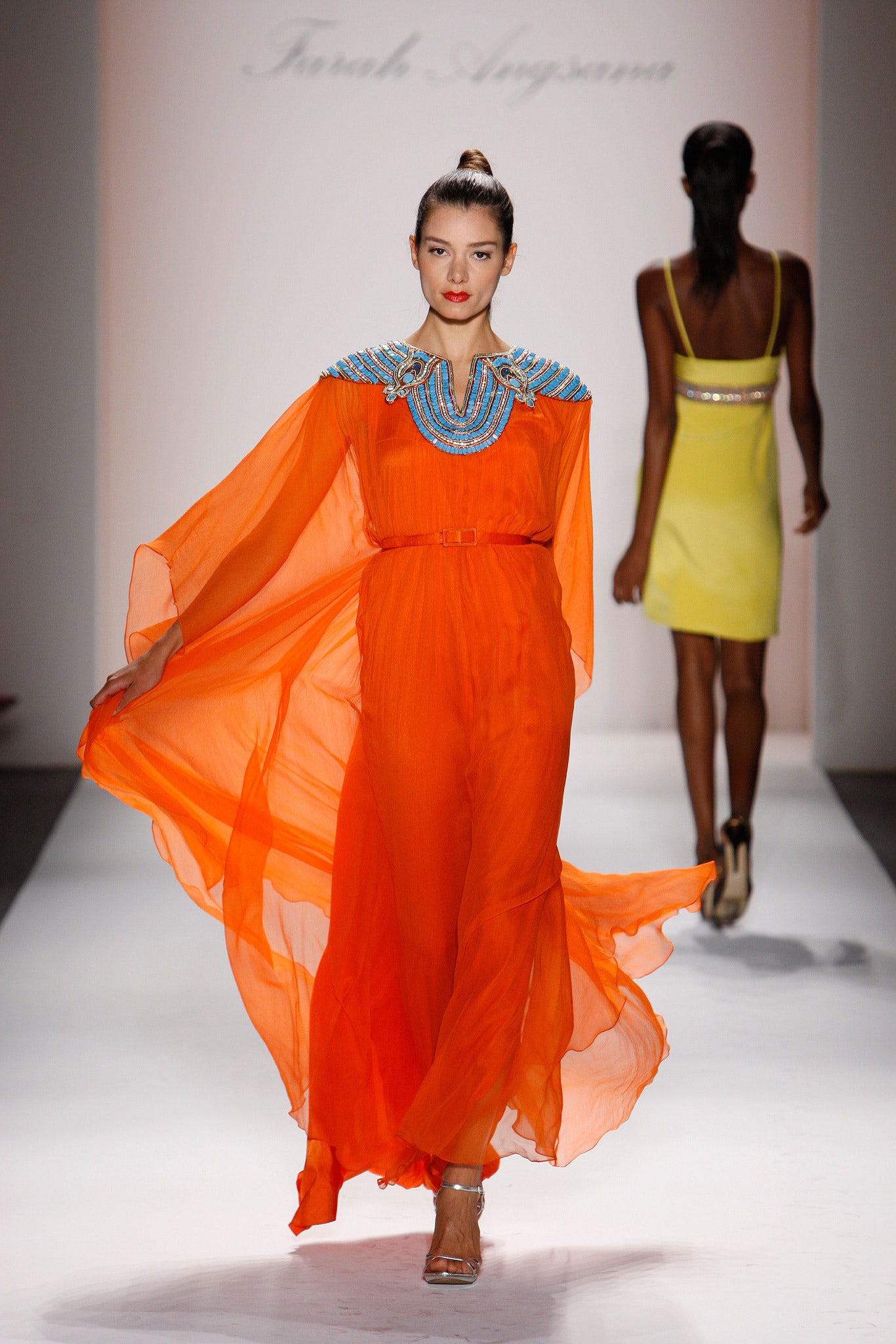 Farah Angsana S/S 13 Look 33