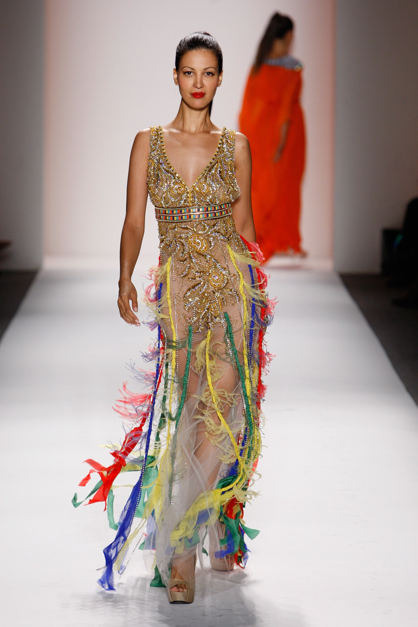 Farah Angsana S/S 13 Look 34