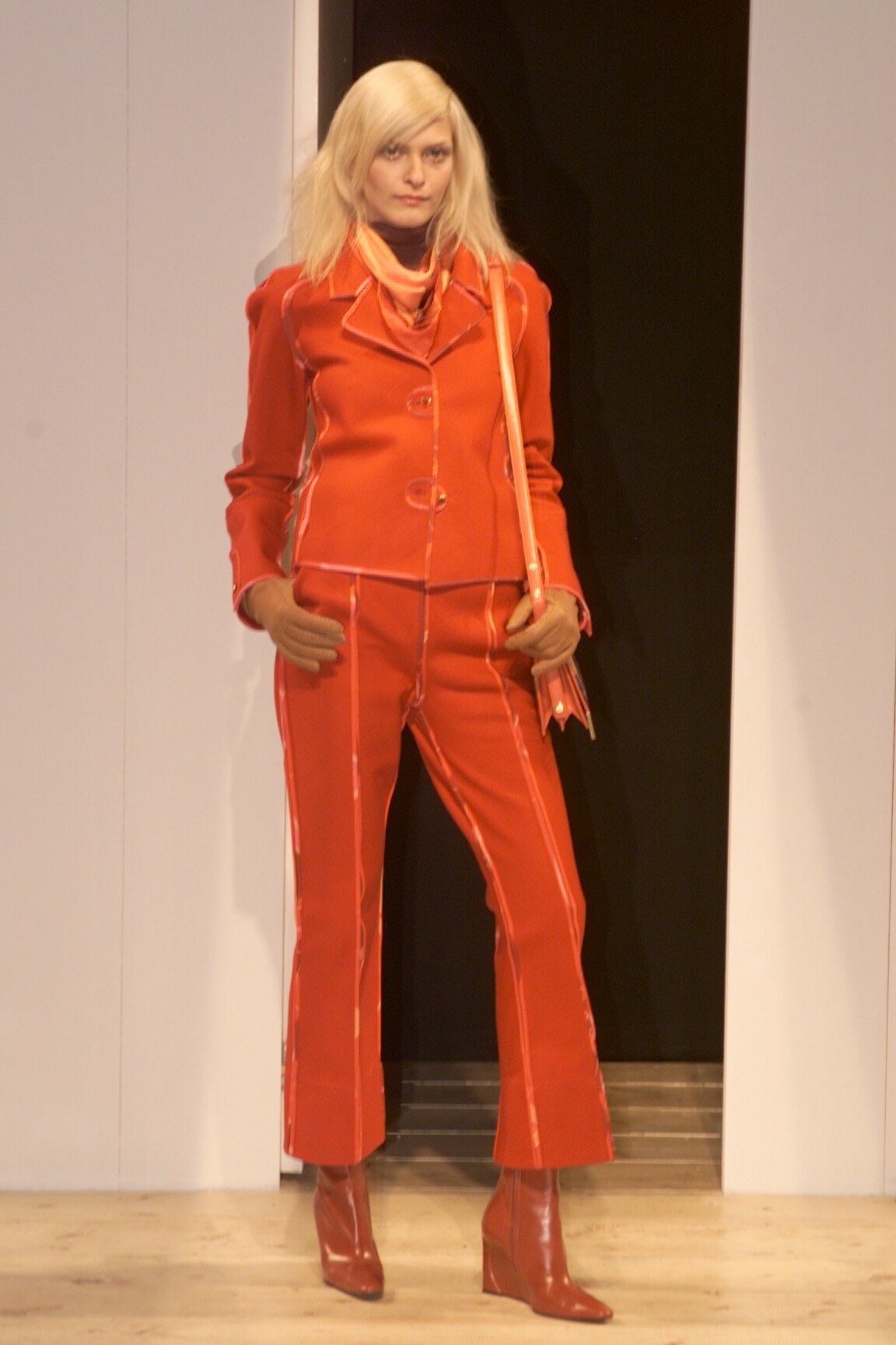 Fendi F/W 00 Look 14