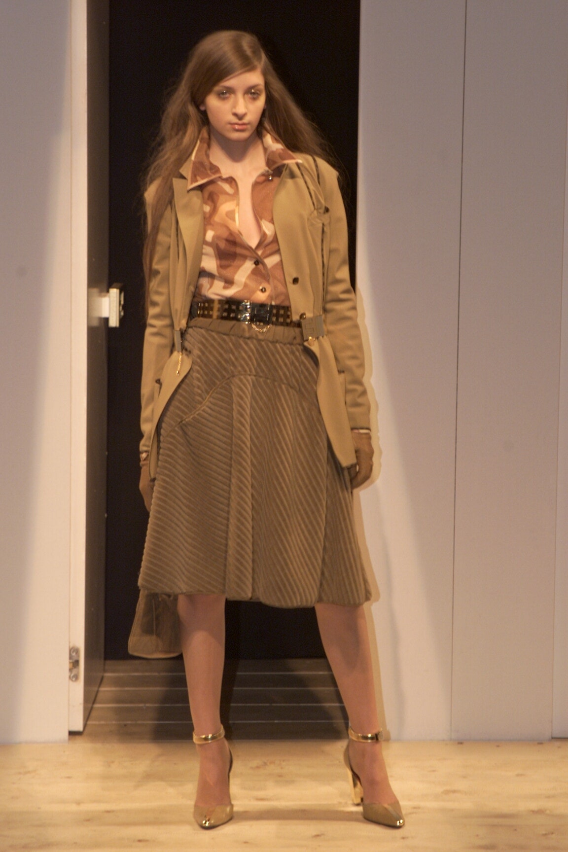 Fendi F/W 00 Look 23