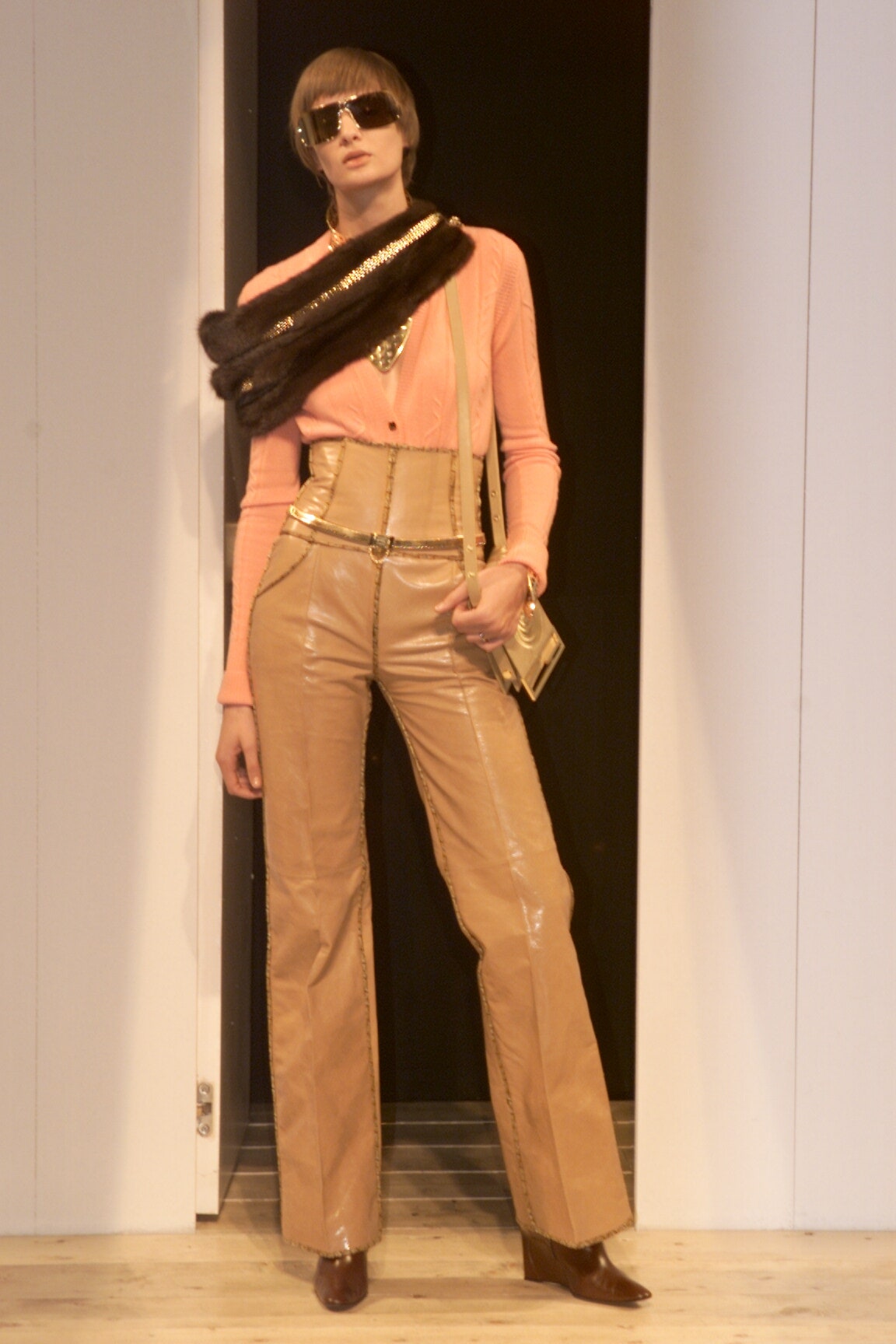 Fendi F/W 00 Look 36