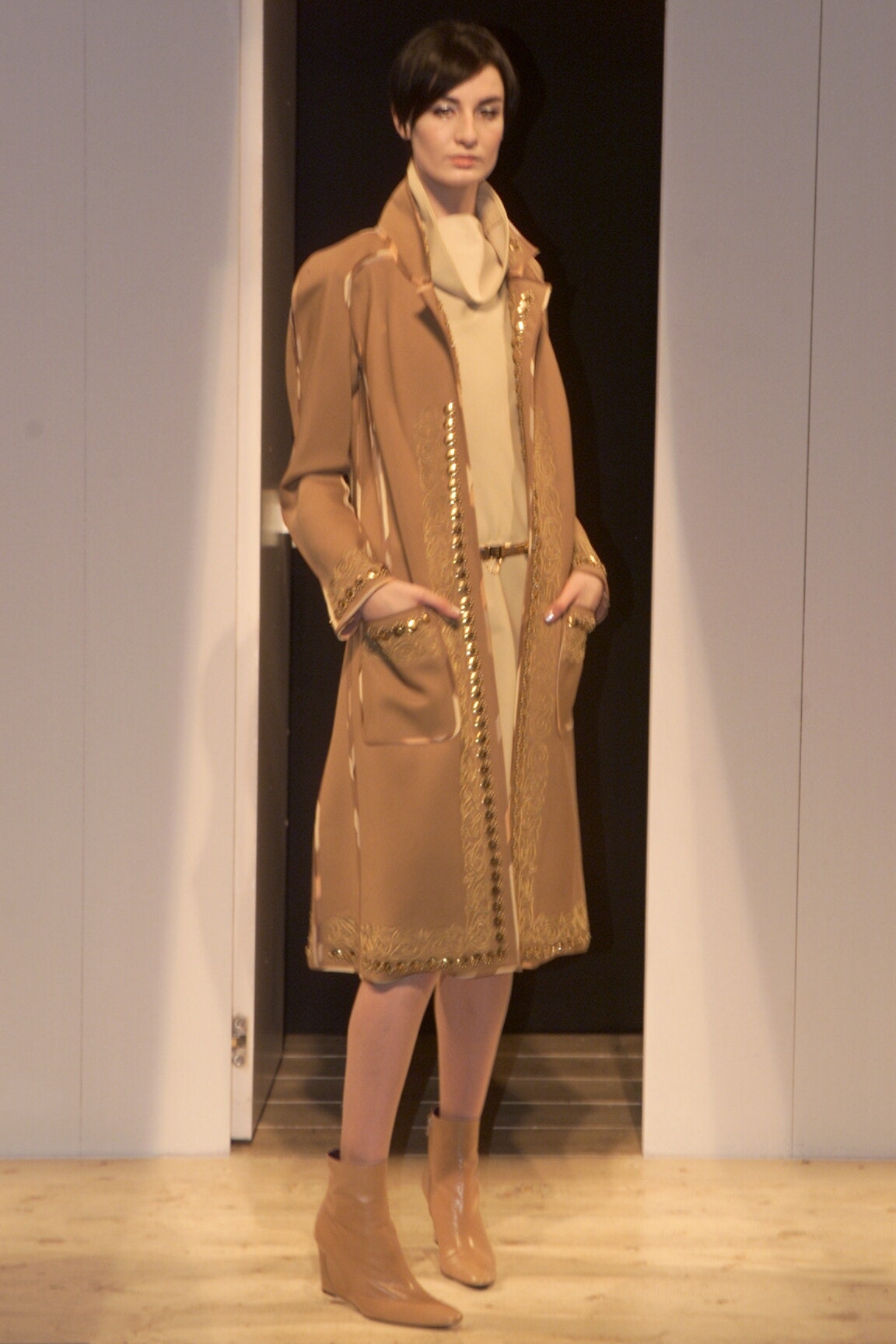 Fendi F/W 00 Look 71
