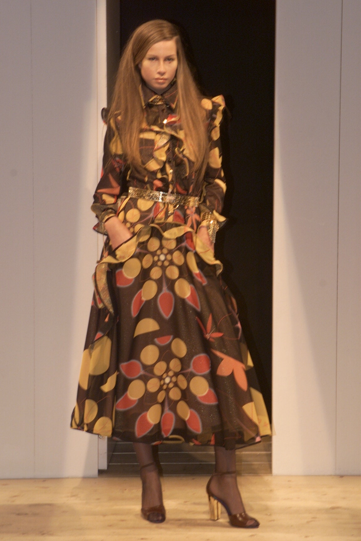 Fendi F/W 00 Look 73