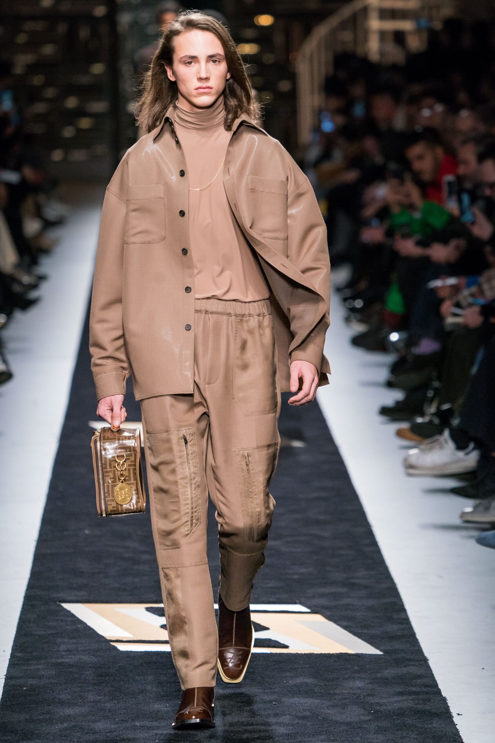 Fendi F/W 19 Menswear Look 4