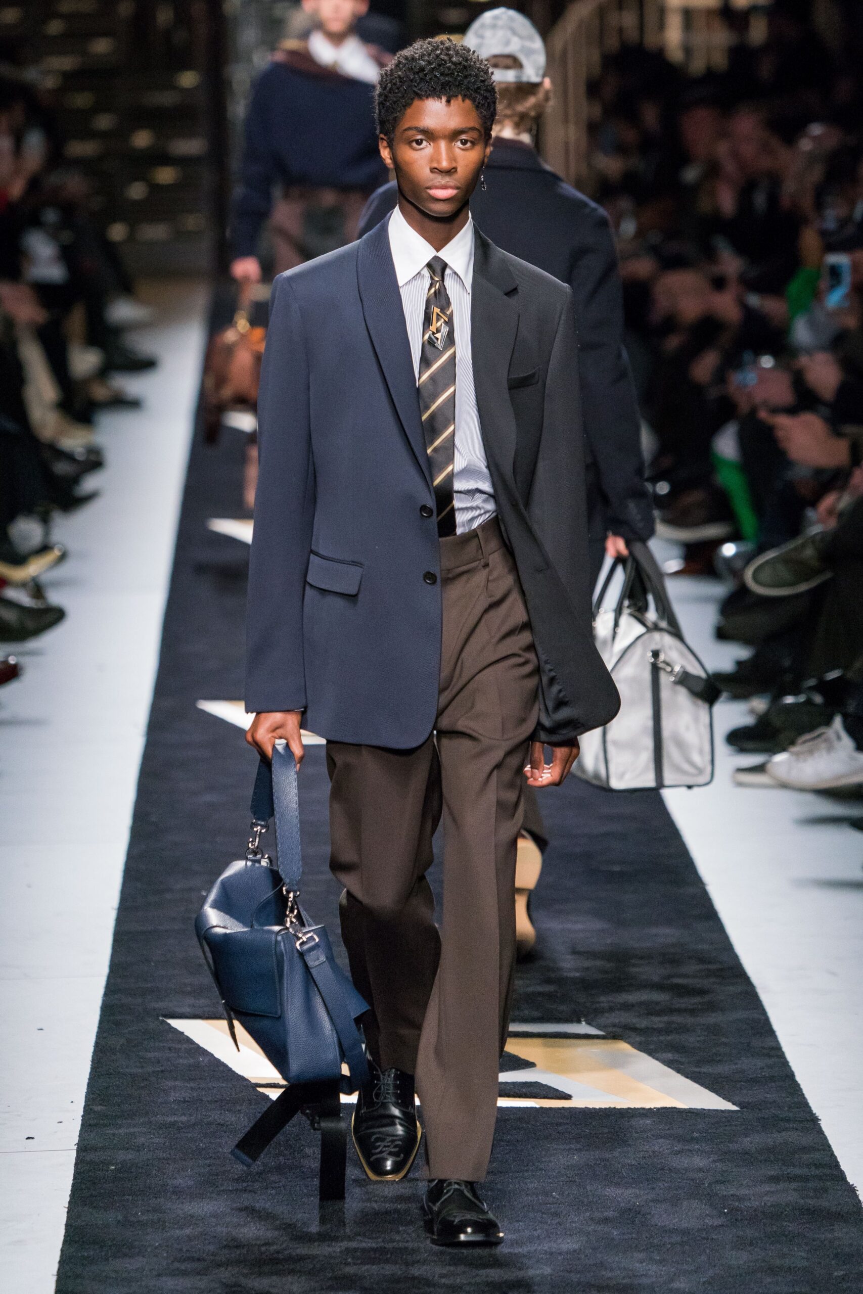 Fendi F/W 19 Menswear Look 40