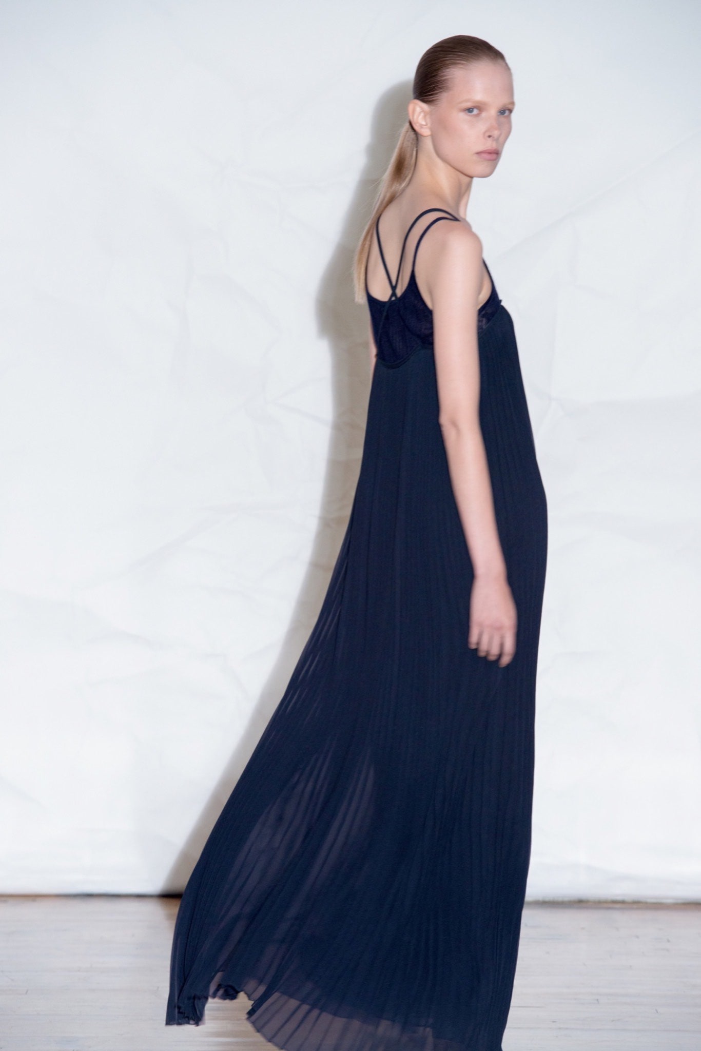 Gabriela Hearst Resort 16 Look 7