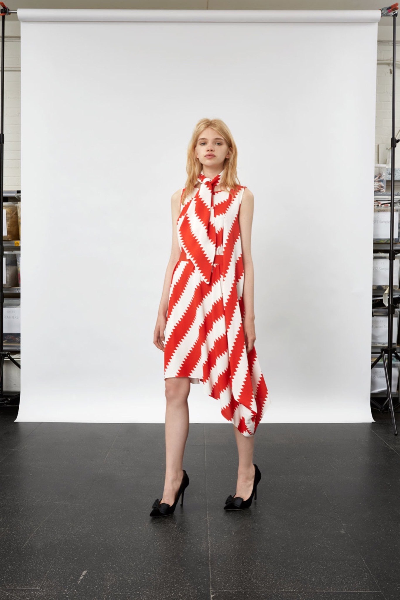 Giles Deacon Resort 16 Look 14