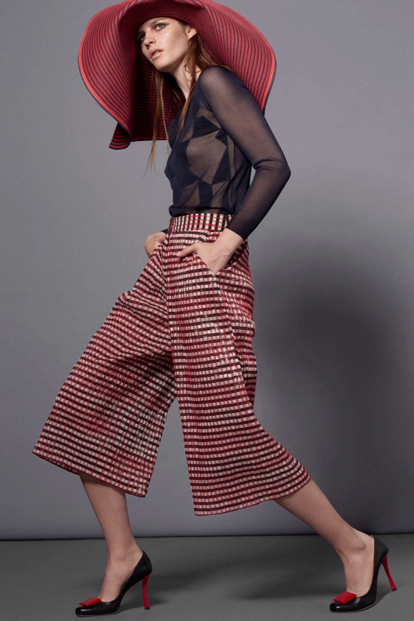 Giorgio Armani Resort 16 Look 4