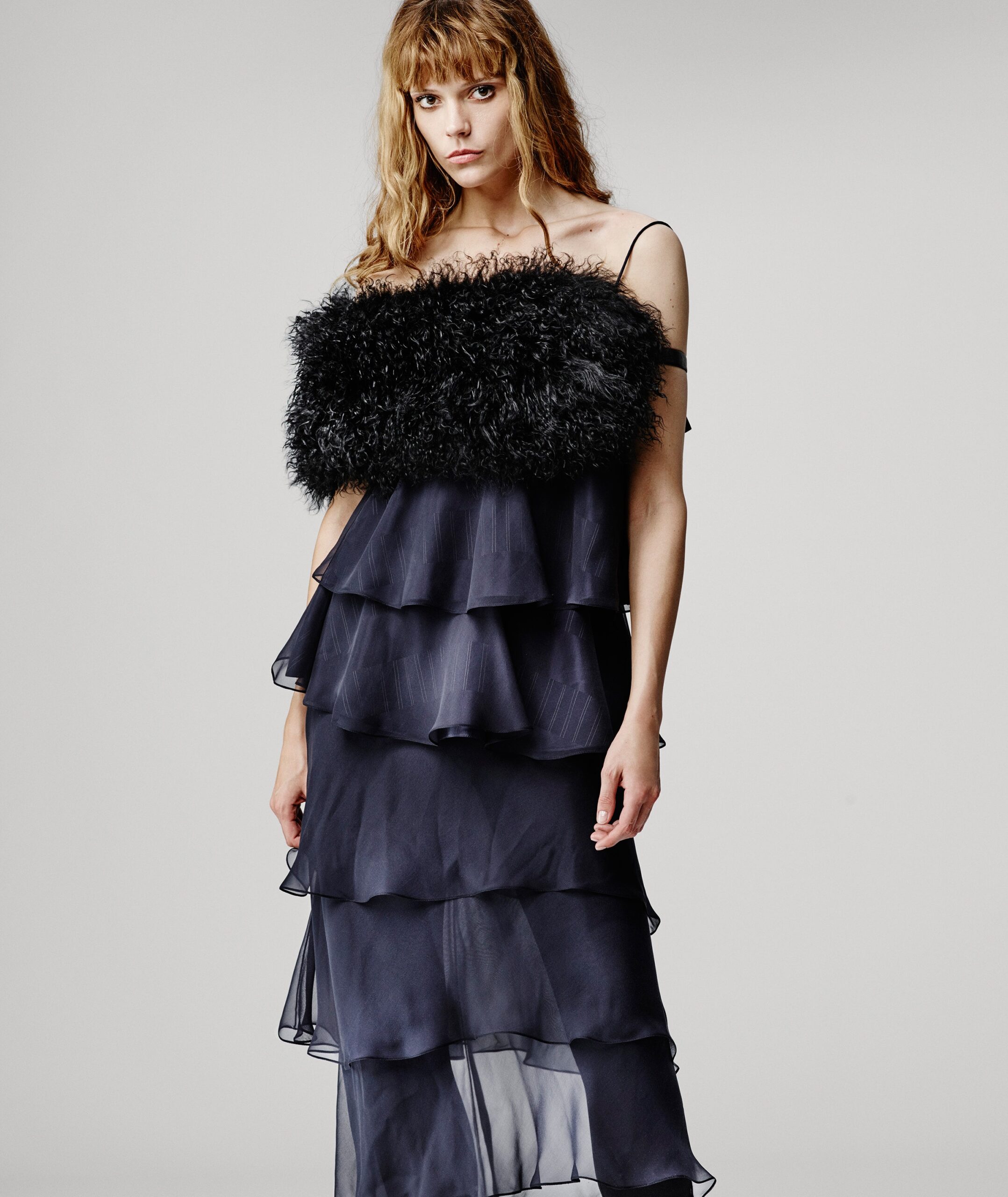 Giorgio Armani F/W 16 Look 13