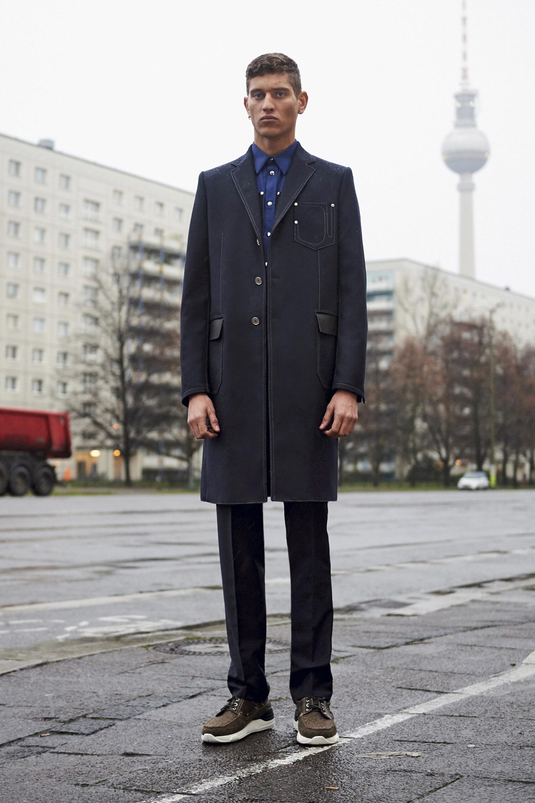 Givenchy F/W 16 Look 38