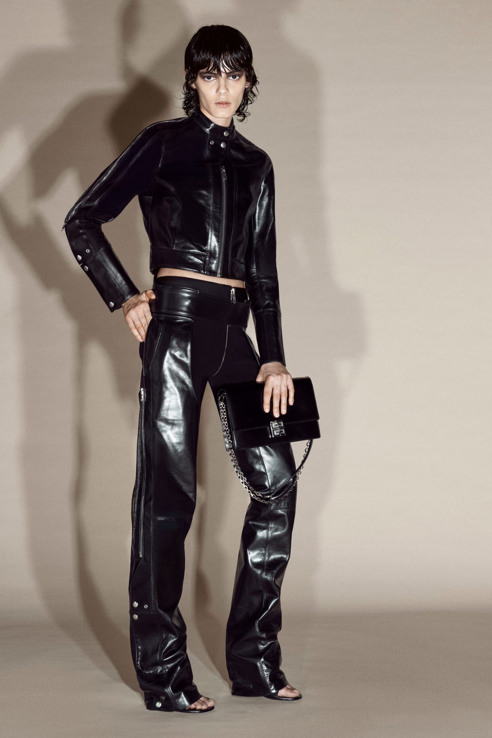 Givenchy F/W 21 Look 7